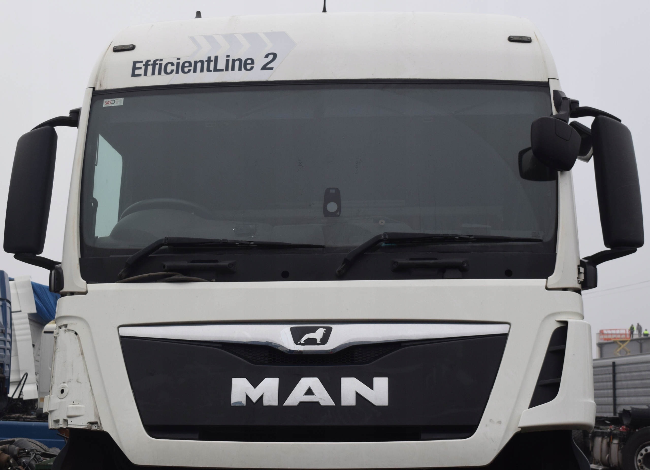 KOMPLETNA KABINA MAN TGX XLX