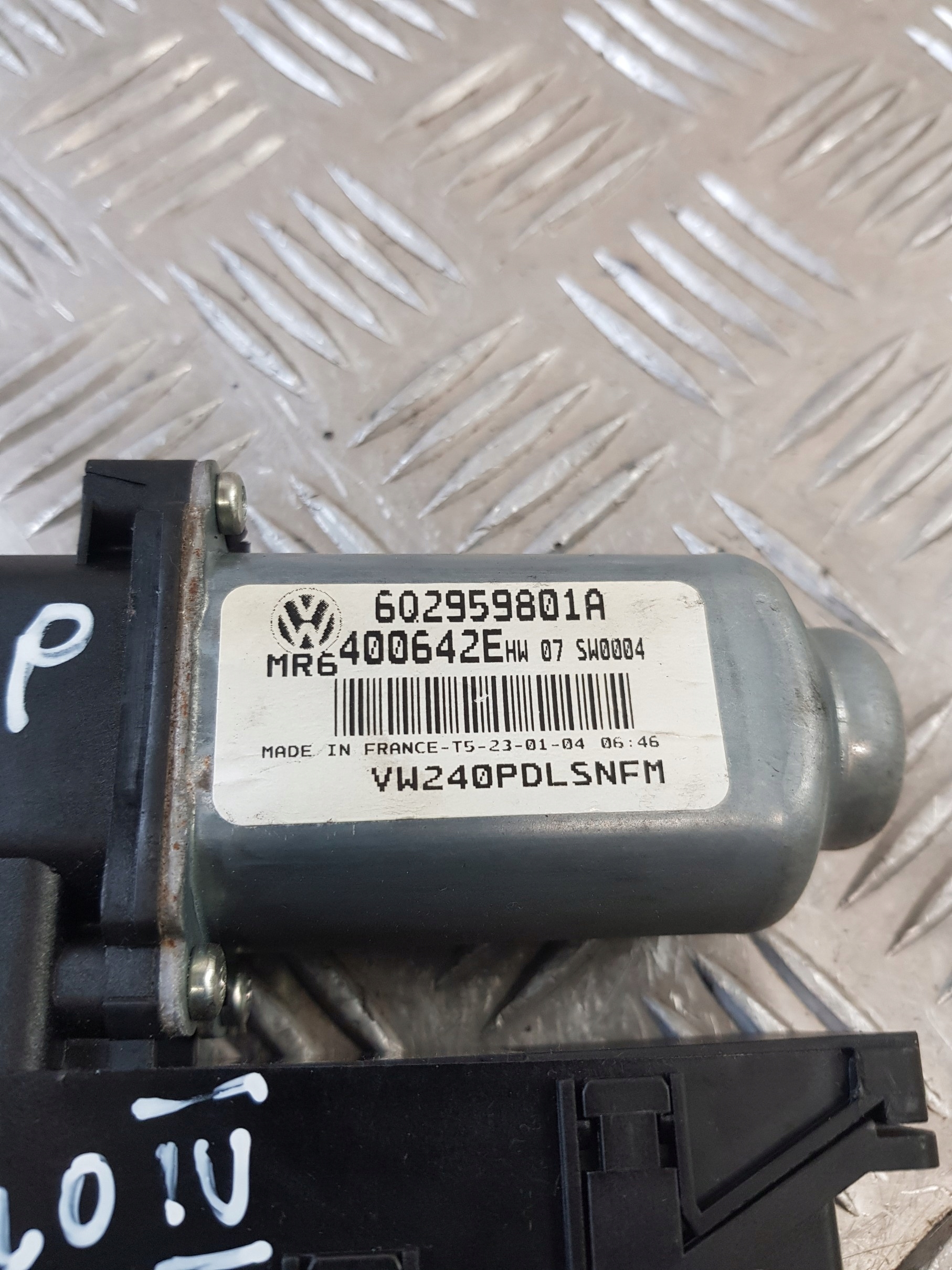 mini motor windows right front 6Q2959801A VW POLO IV 01R
