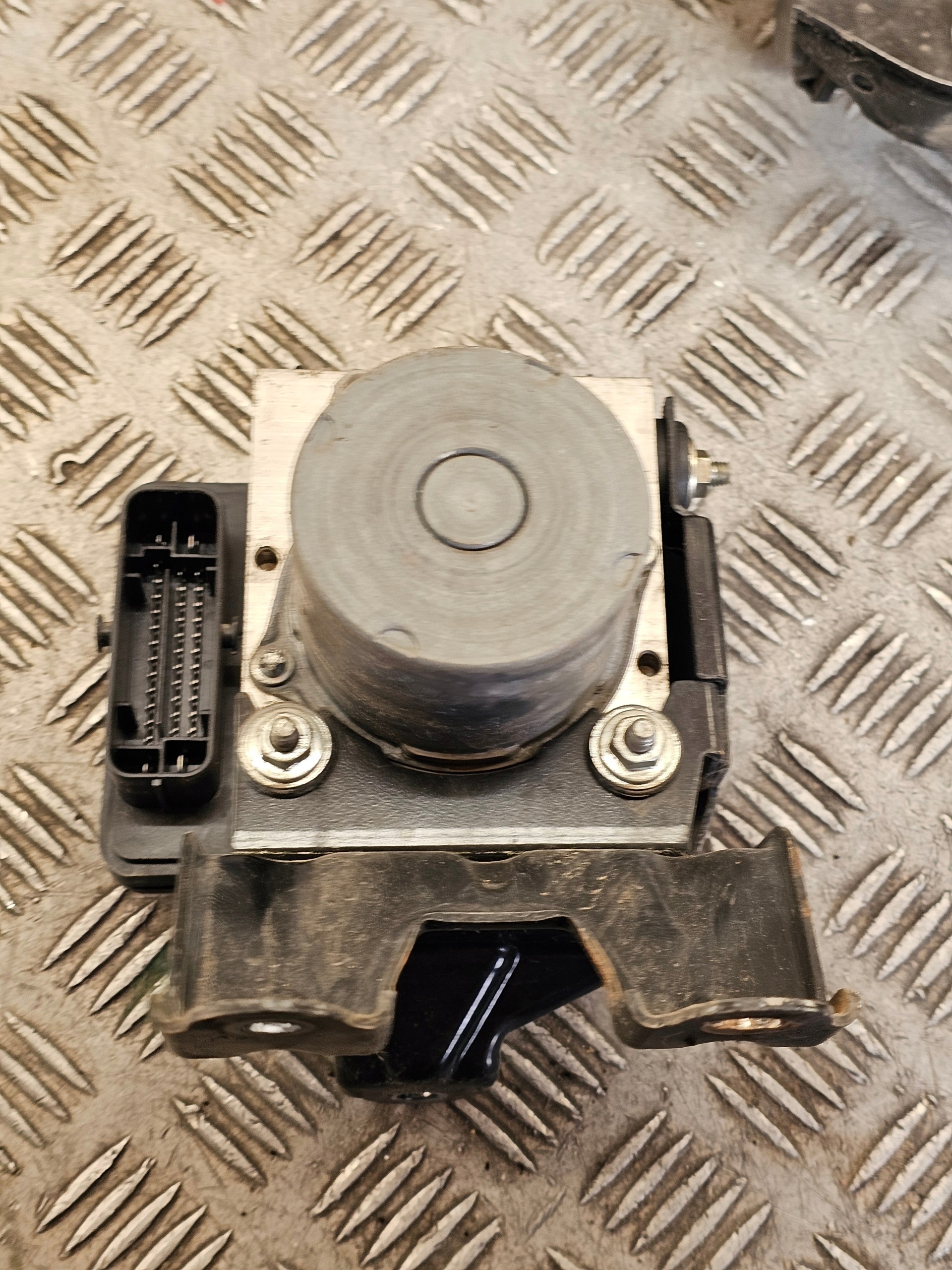 pump ABS CRAFTER MAN 2N0907379D 2N0614517D 0265290657