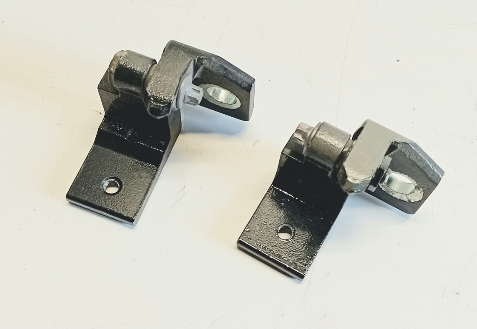 hinges door right rear part KOMPLET OPEL CORSA E