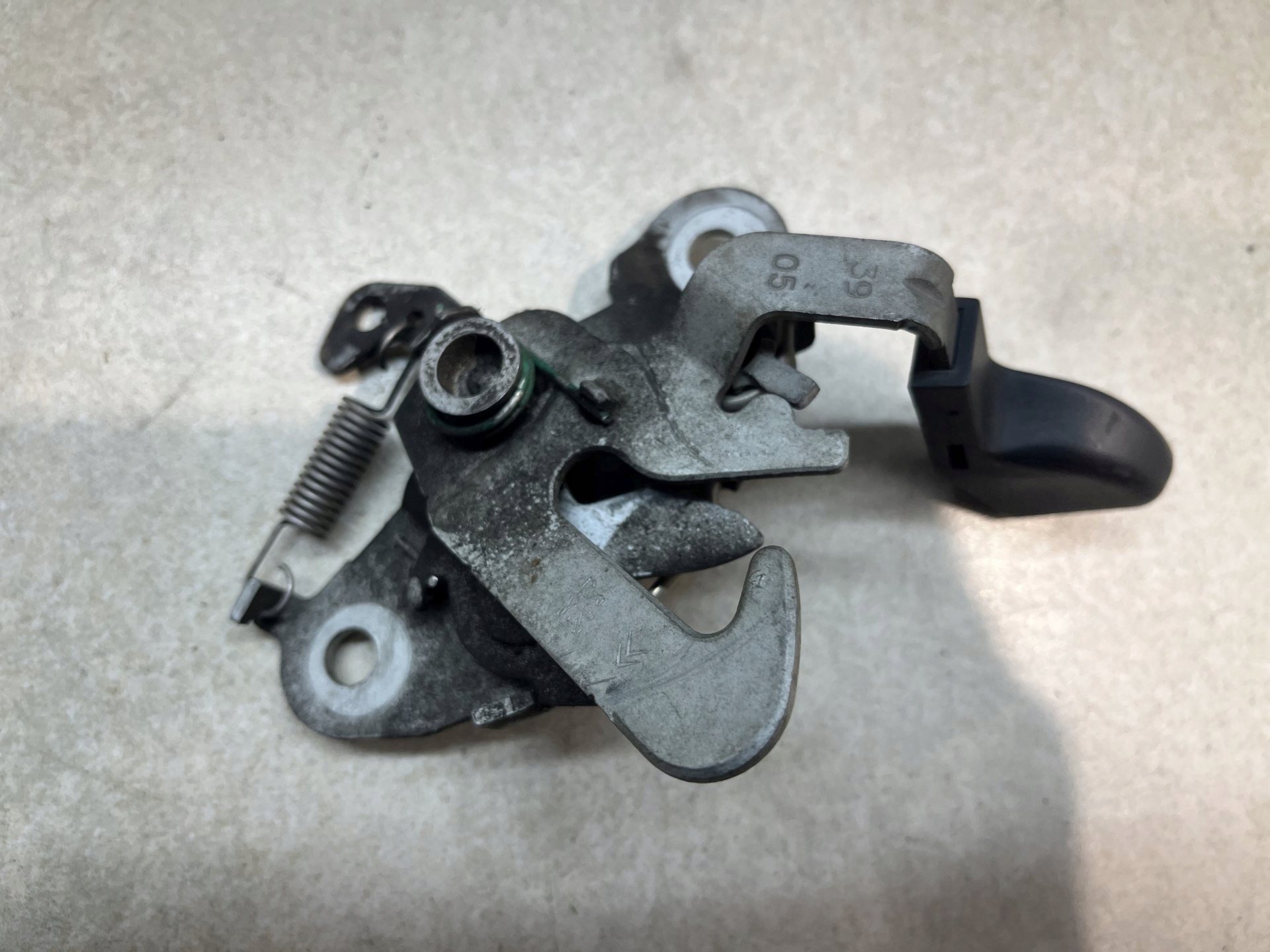 bonnet latch lock PEUGEOT 1007 1.4 16V 9645092780