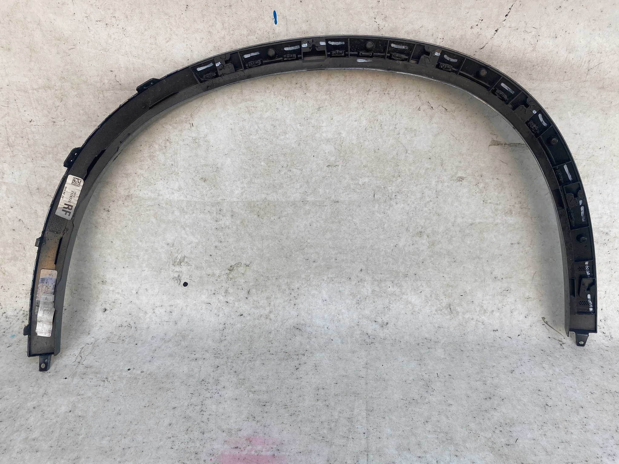 BMW X5 G05 m-packet moulding for fender right front front right 8069286