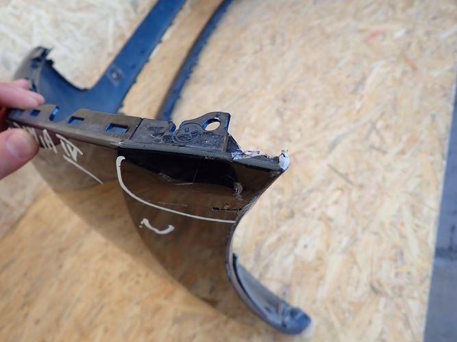 SKODA OCTAVIA IV front bumper front