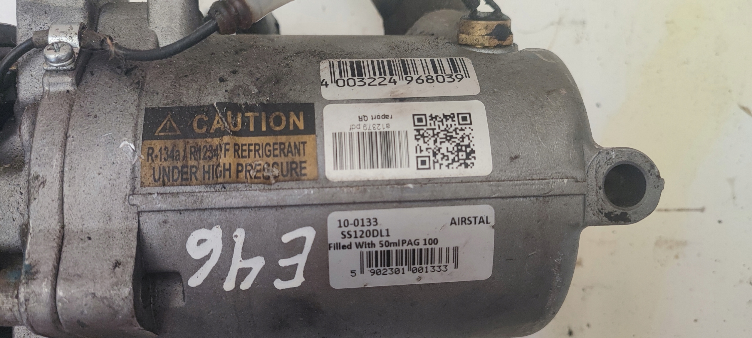 BMW E46 LIFT FL compressor of the air conditioning compressor; petrol as new