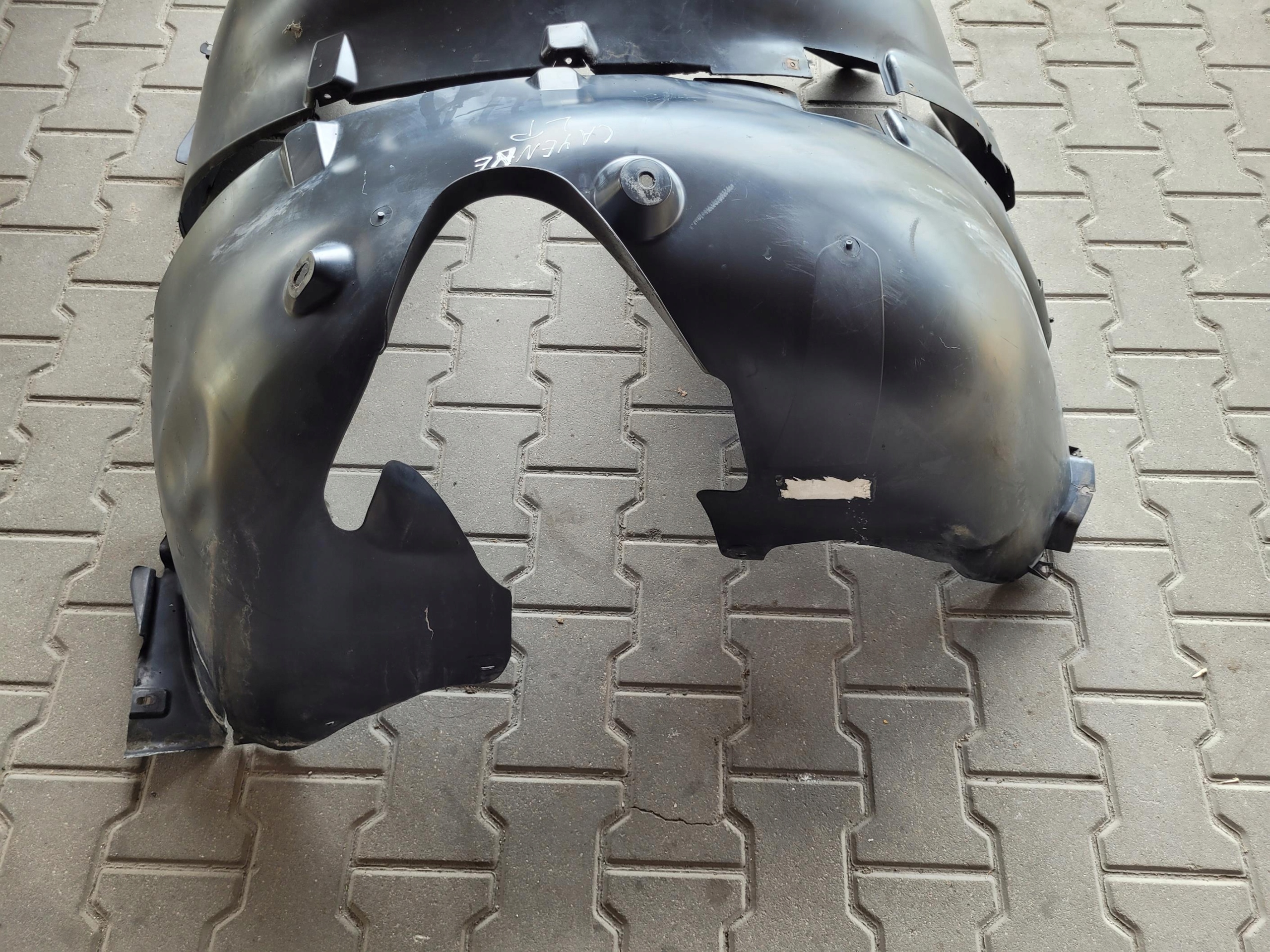 mudguard front left right front left right PORSCHE CAYENNE and 7L 9PA LIFT