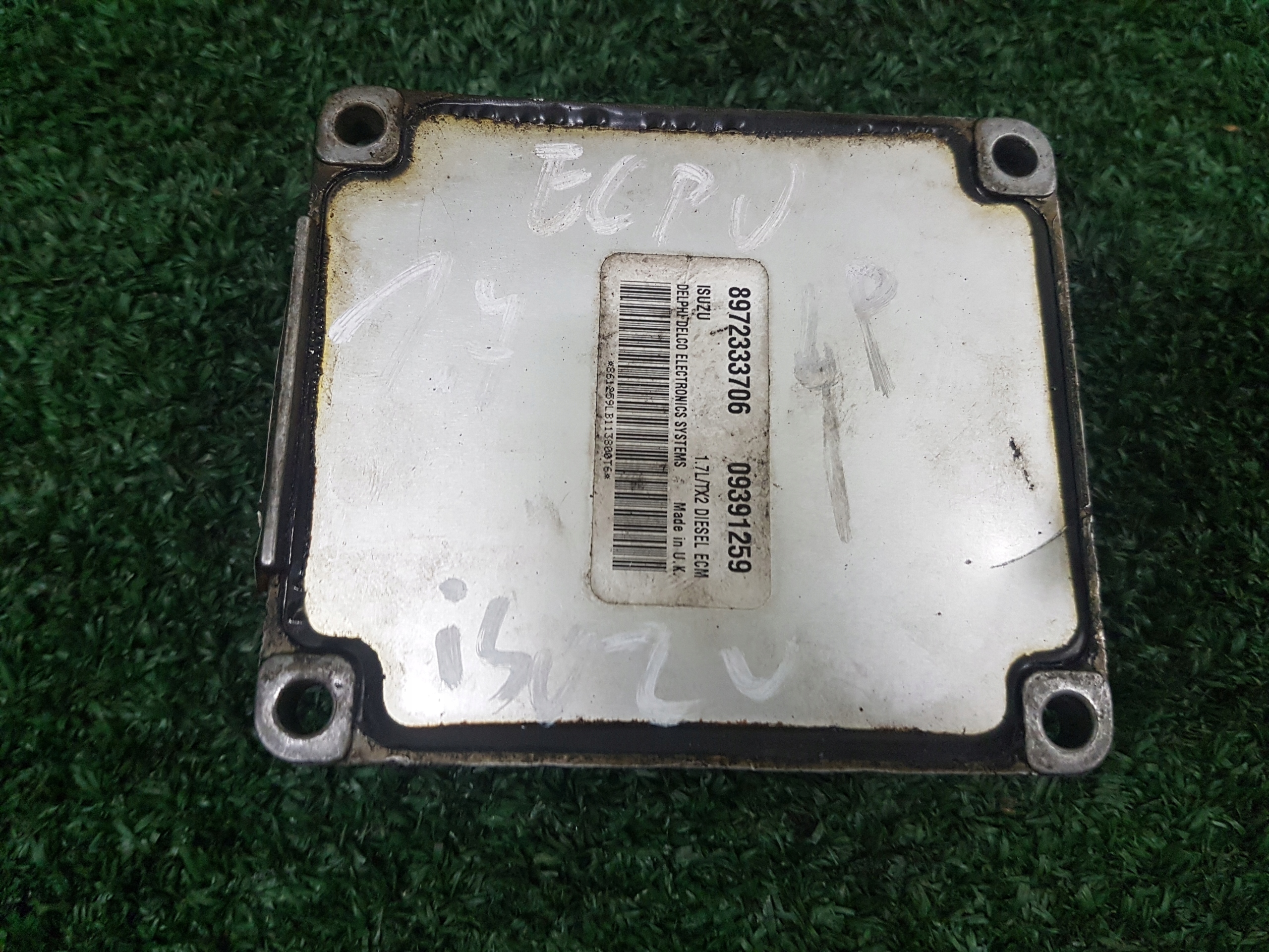 computer of the engine control unit OPEL CORSA C 8972333706