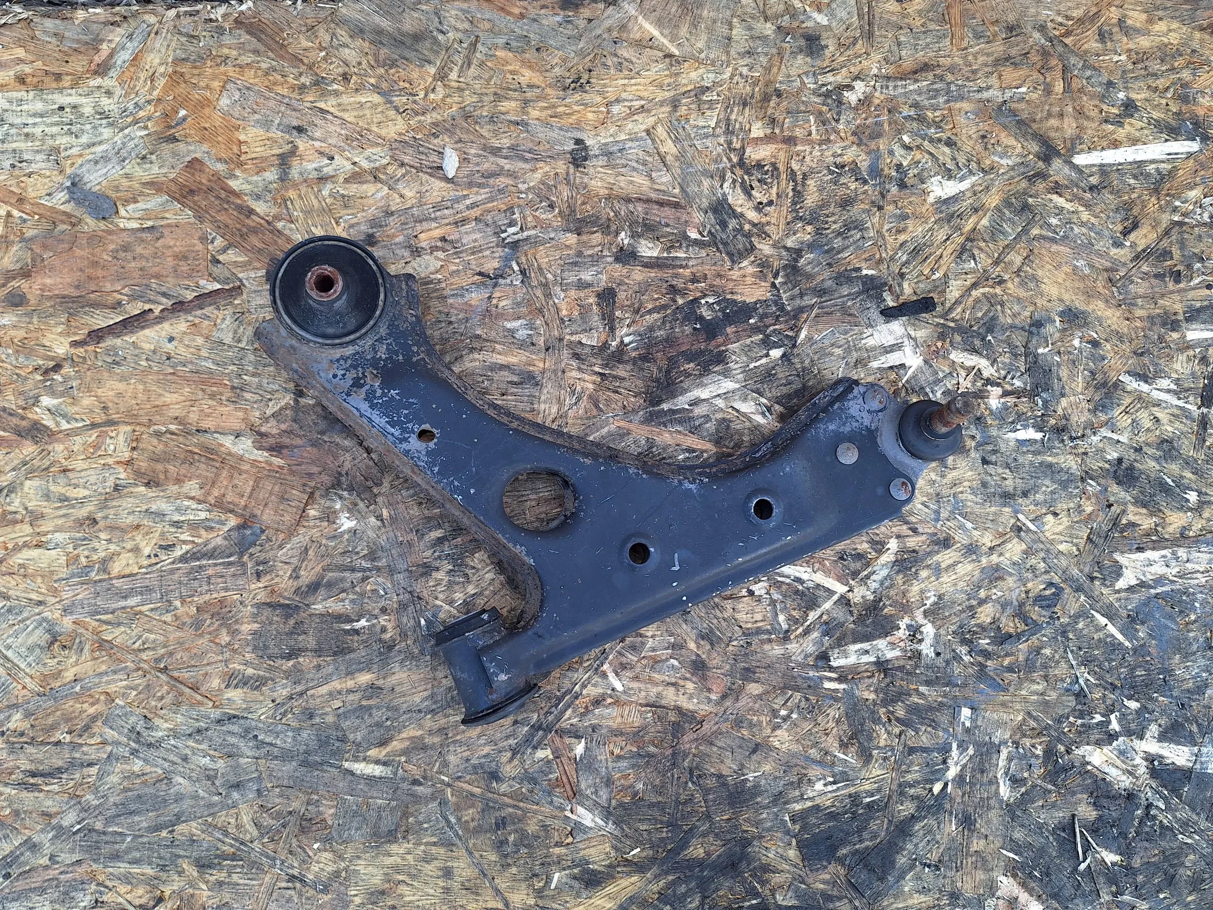 arm front left Alfa Romeo Mito