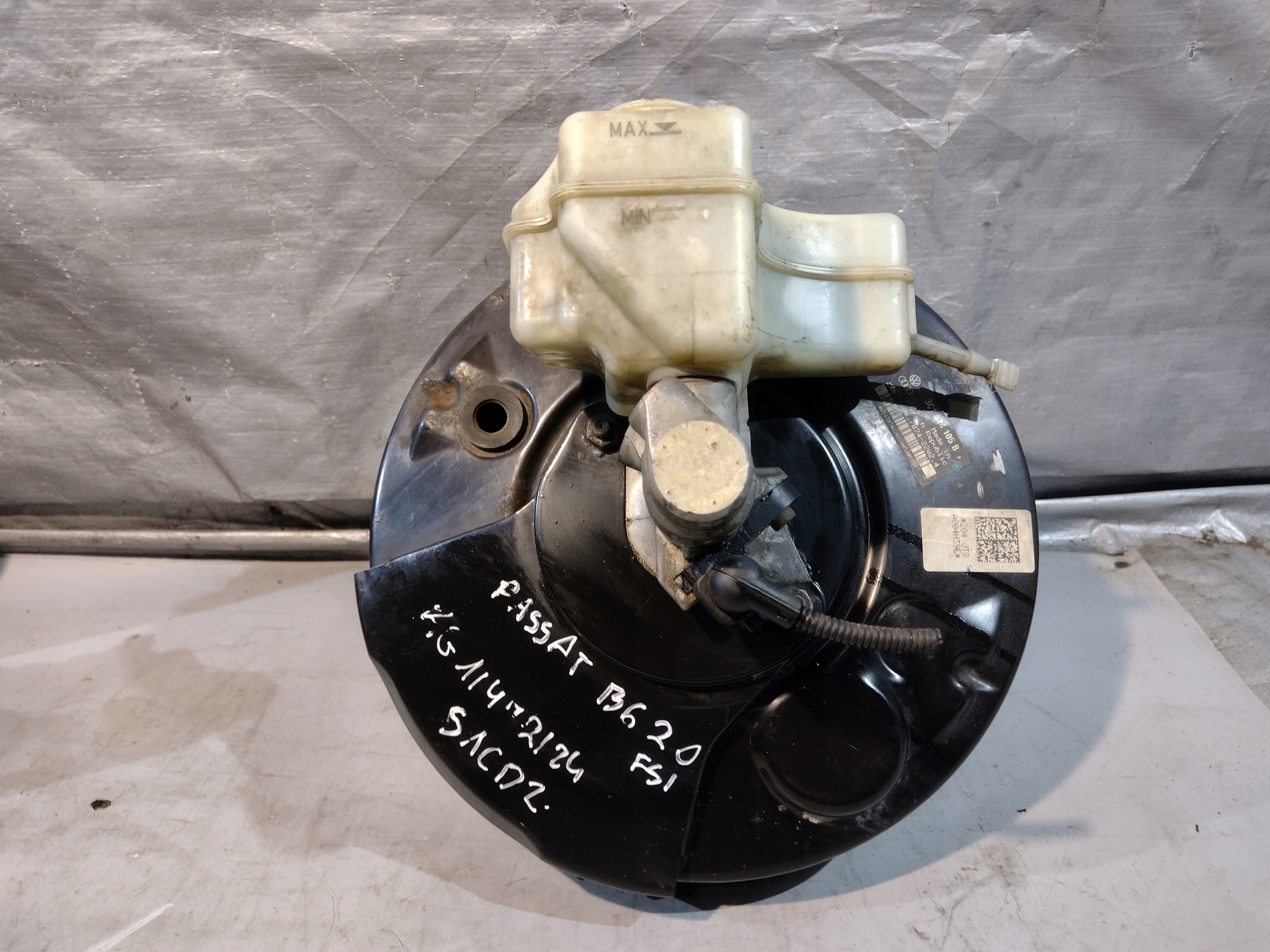 Servo bremsen Volkswagen Passat B6 2,0FSI 3C1614105B