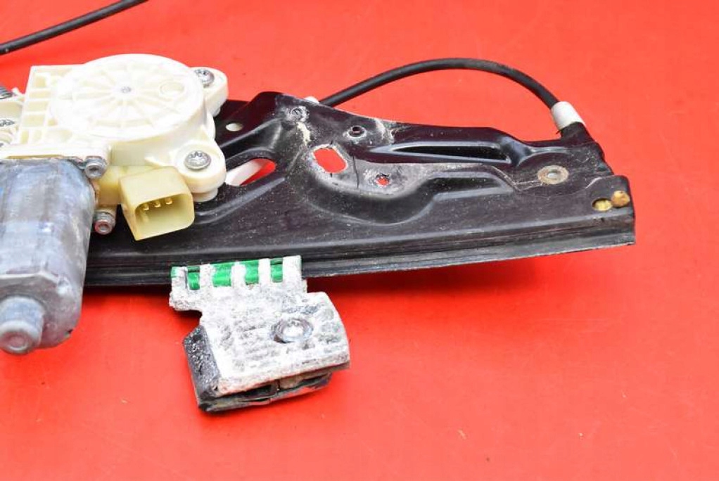 window regulator right front EU A2117200246 MERCEDES E-KLASA W211 LIFT 06-09