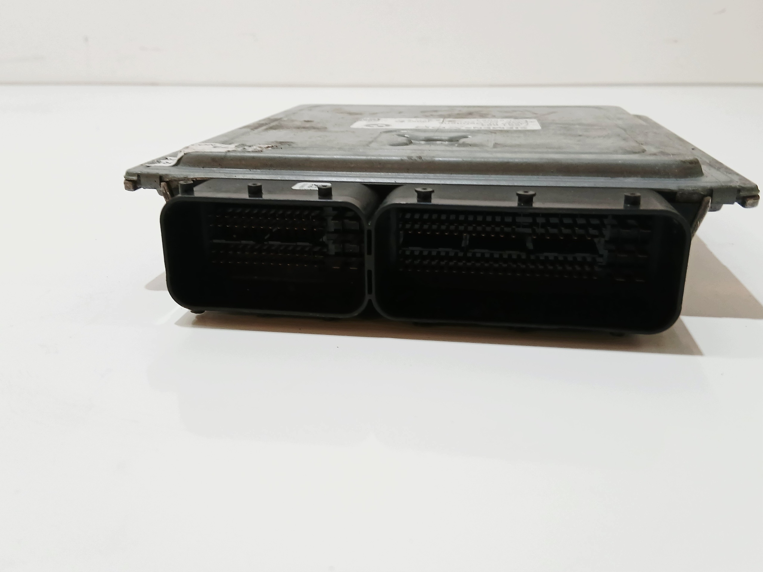 computer control unit of the engine BMW E90 E91 325i 7561684