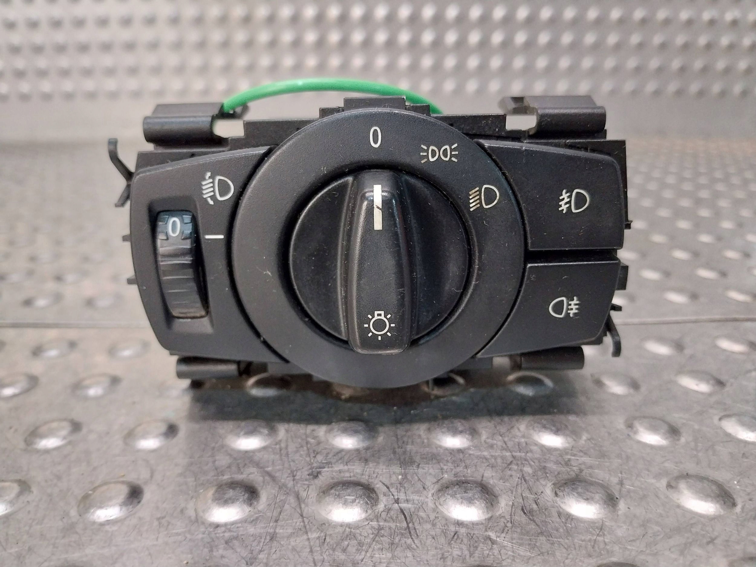 light switch 6932794 BMW E81 E82 E84 E87 E88 E90 E91 E92 E93