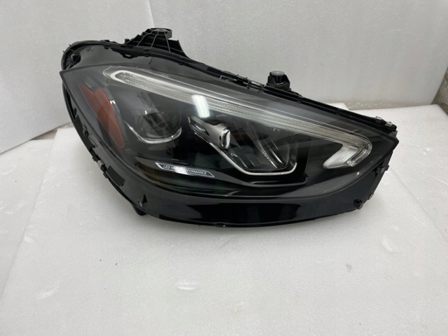 light right Mercedes C Klasa W206 Full Led USA