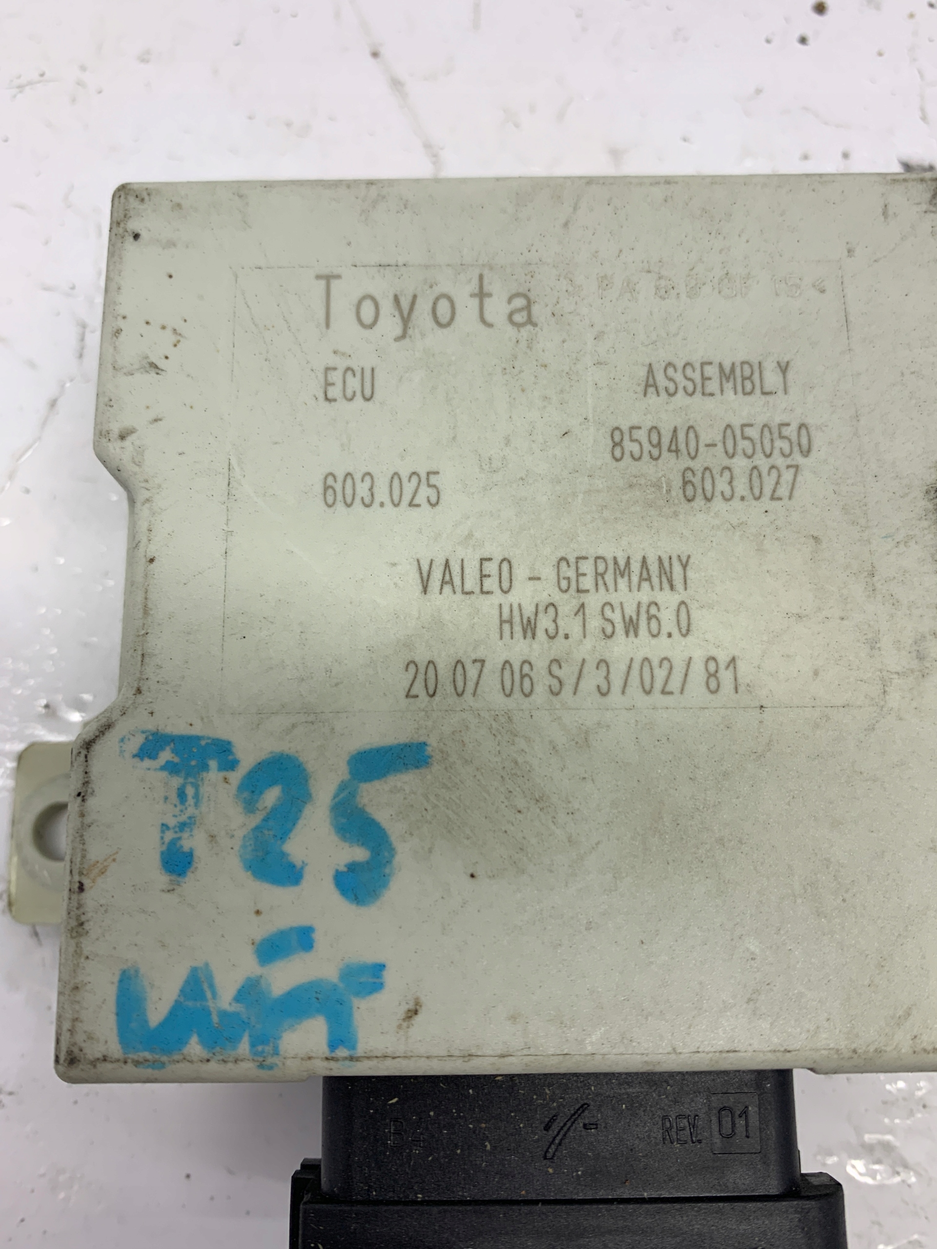Relais Wischer 85940-05050 TOYOTA