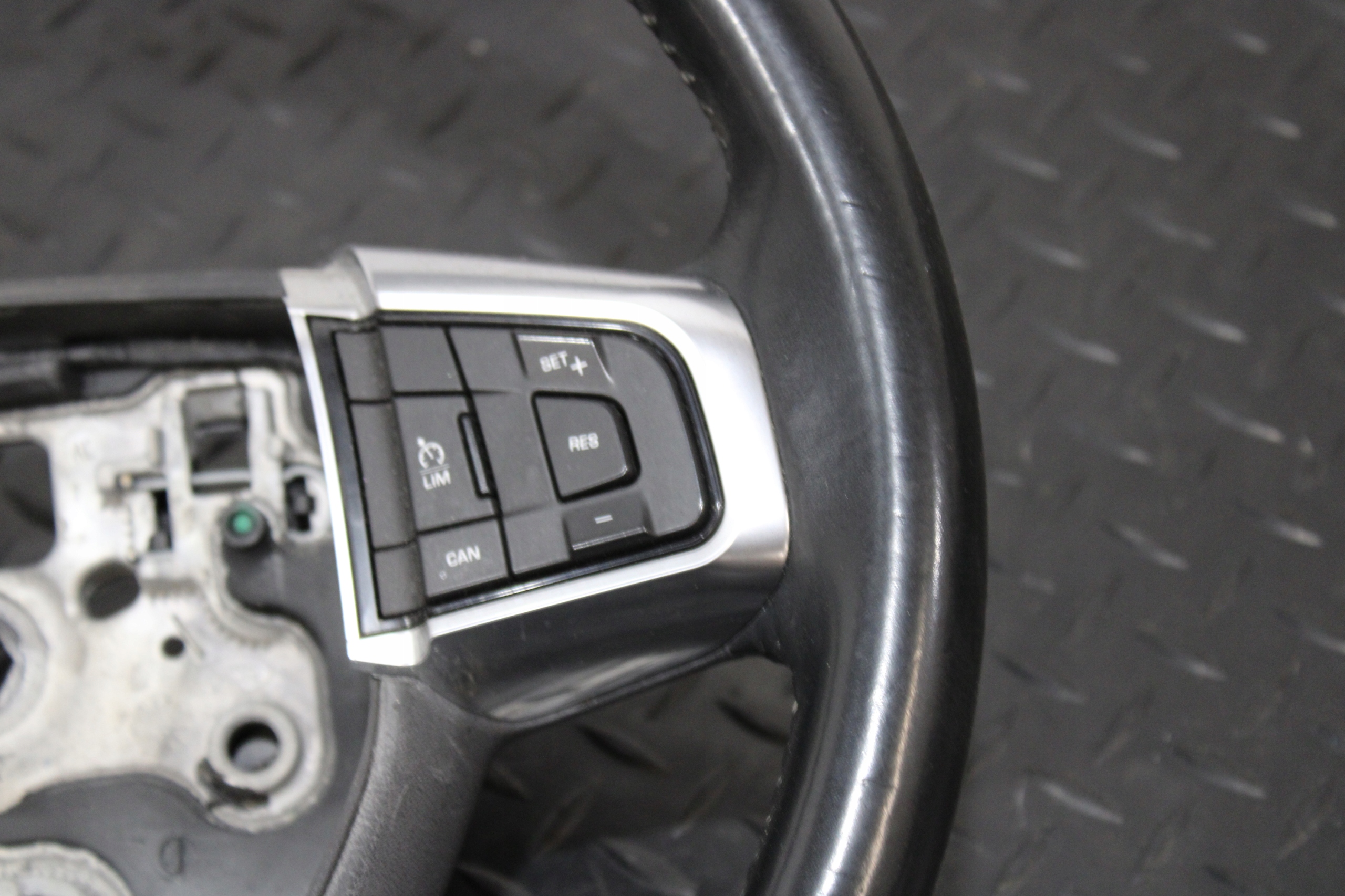 steering wheel, MULTIFUNKCJA DISCOVERY SPORT L550