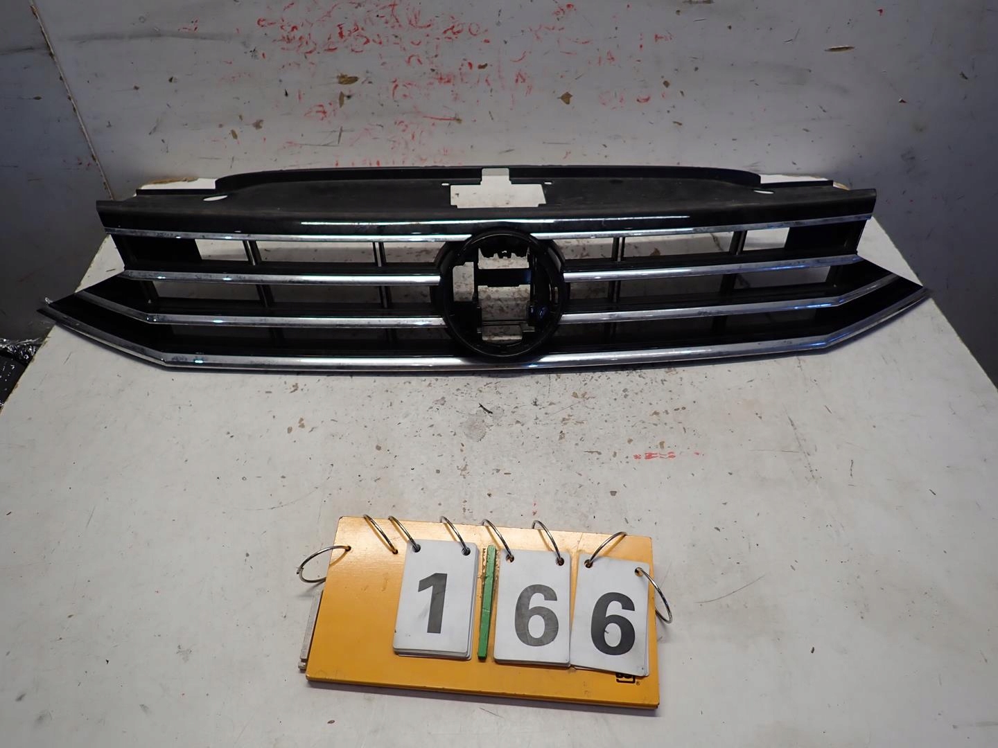 grille VW PASSAT B8 LIFT 2019 3G0853651DJ