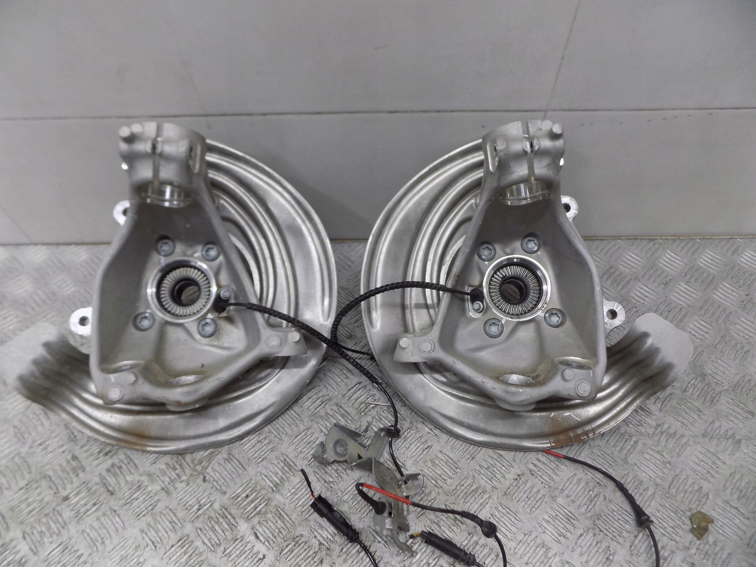 BMW G26 swing right left front 6889510 6889509
