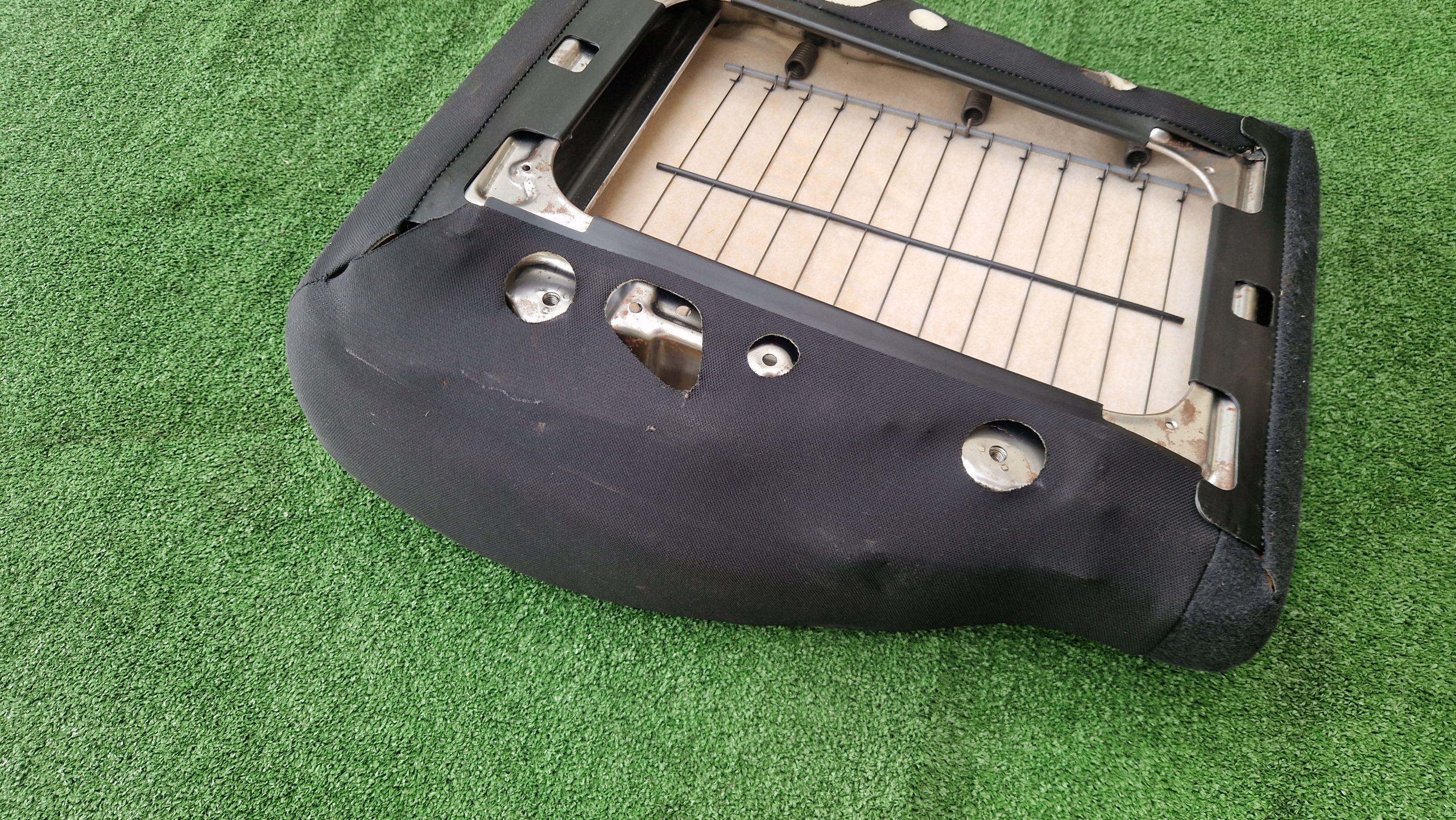 SIEDZISKO seat SUZUKI JIMNY left right 2009R