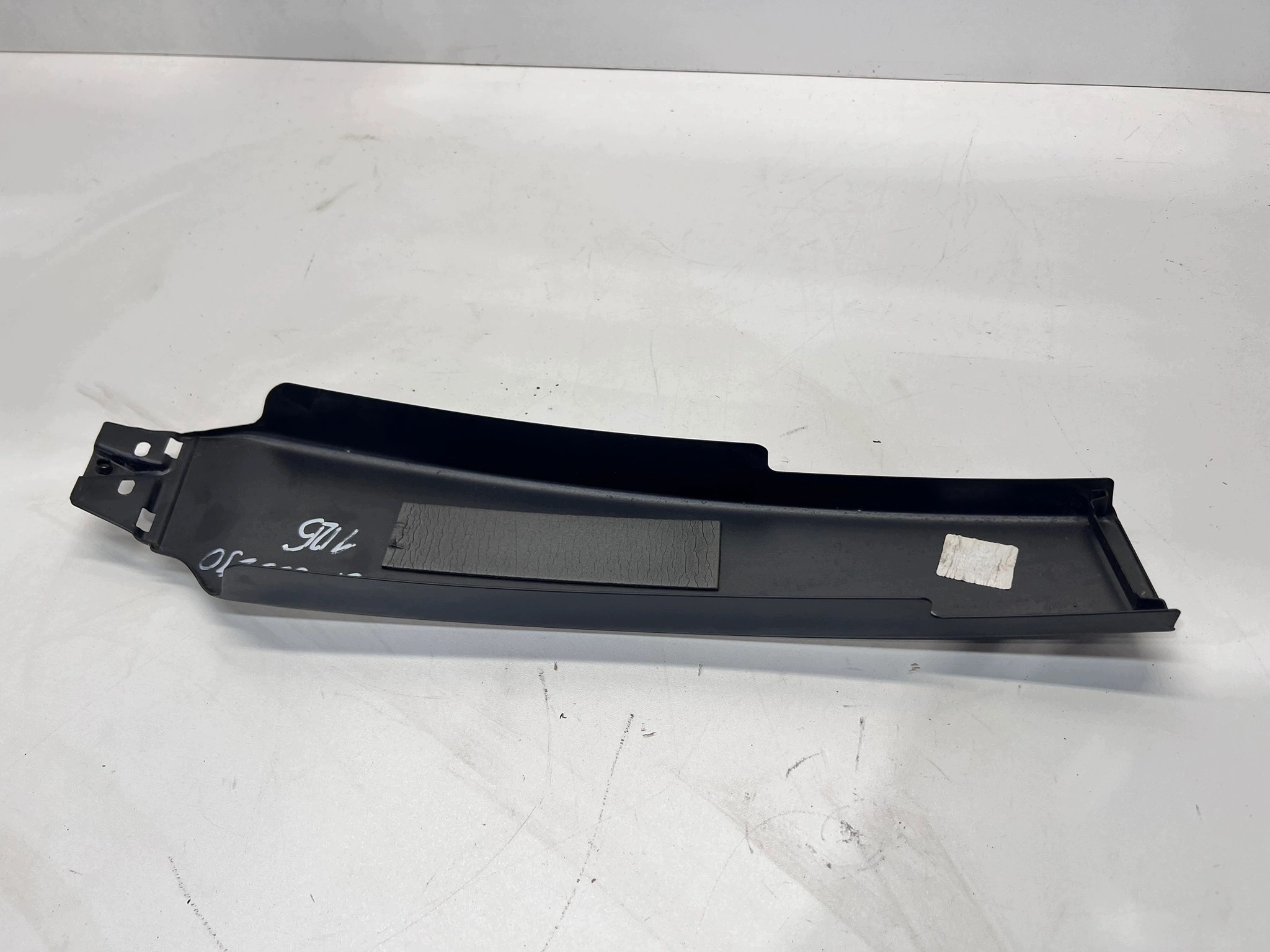 cap cover pillar right AUDI A3 8P SPORTBACK 8P4853290 1/26