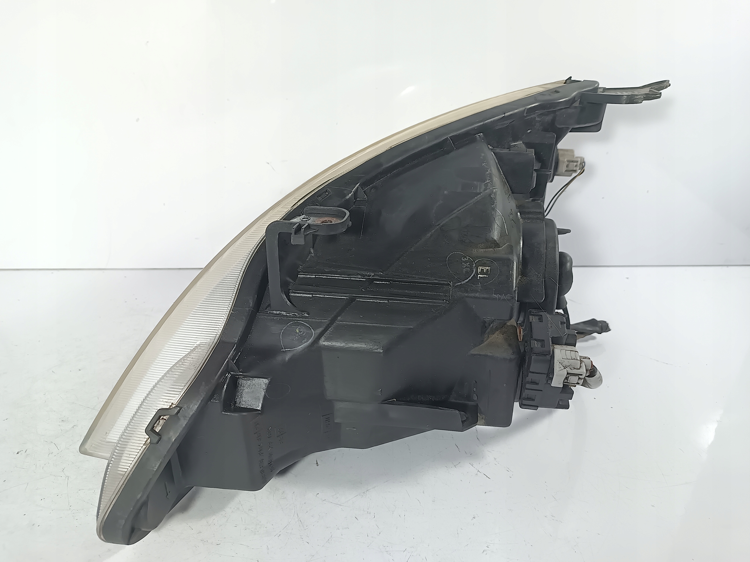 Suzuki Liana REFLEKTOR light right front front OE 10032665