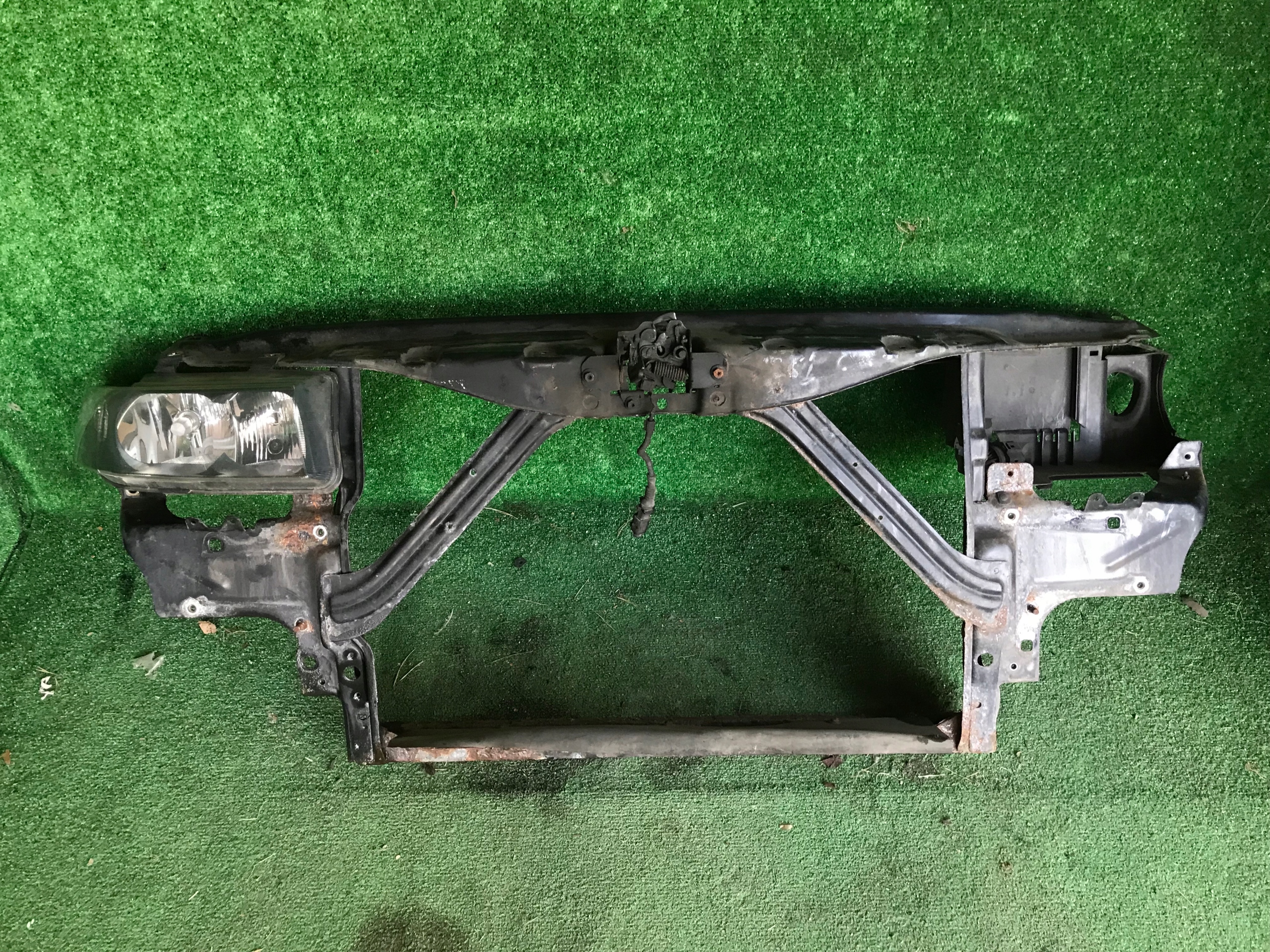 PAS PRZEDNI WZMOCNIENIE SEAT TOLEDO II LEON I W-WA