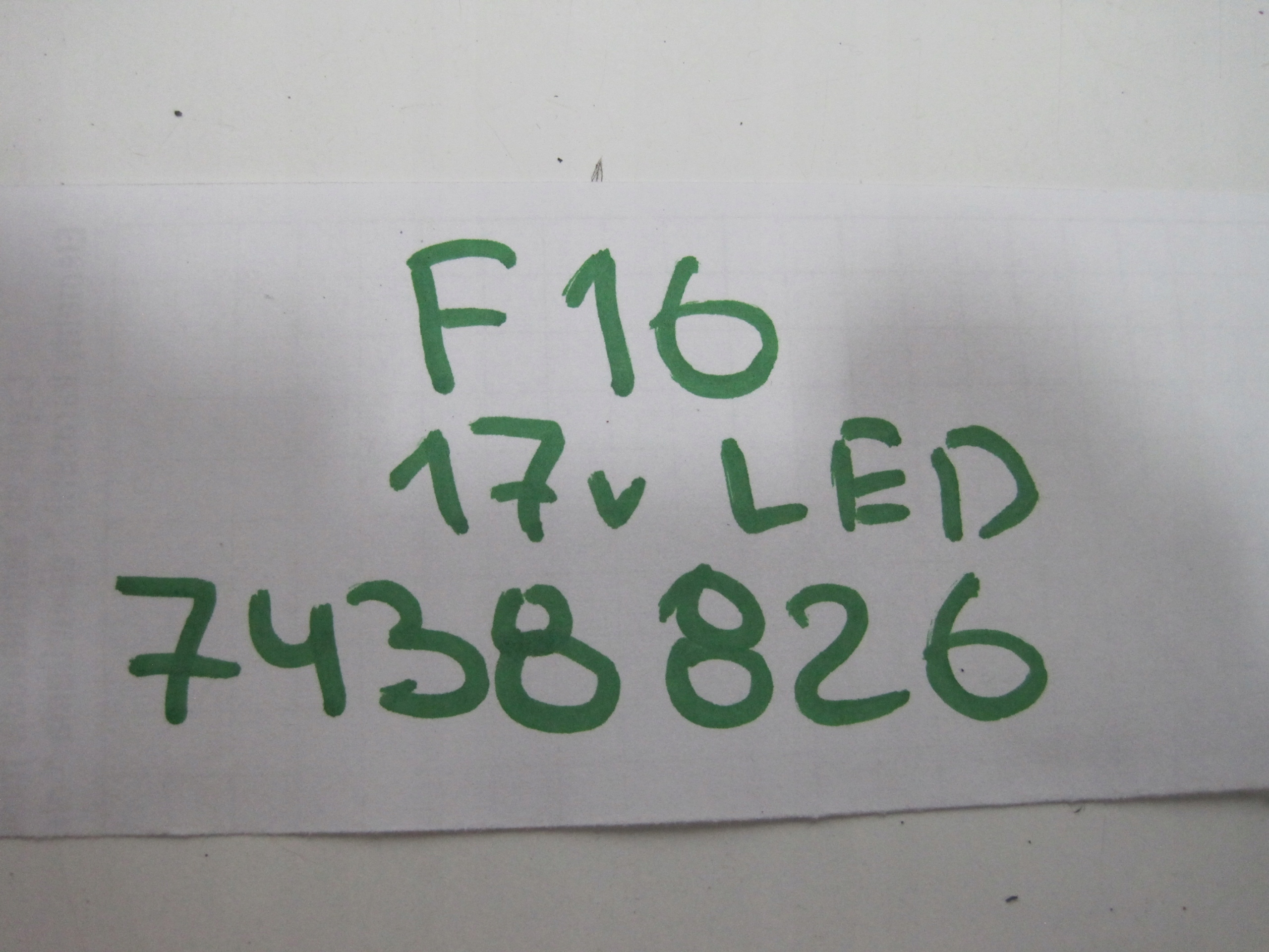light BMW X6 F16 7438825 left