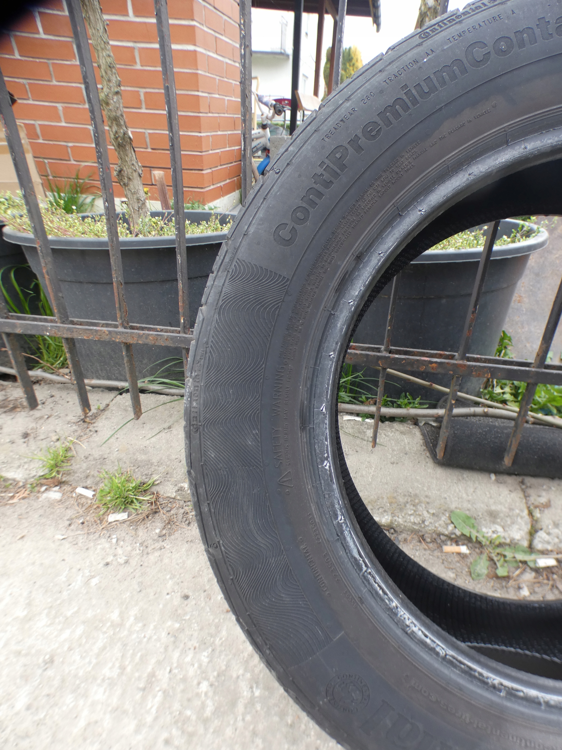 205/60/15 CONTINENTAL PREMIUM CONTACT 5 6MM 1SZT
