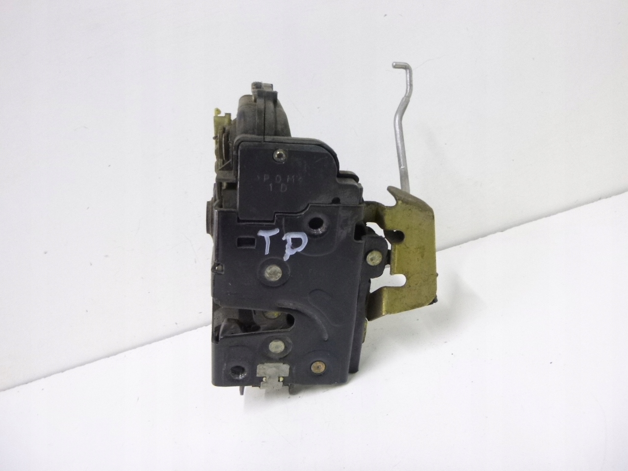 lock door rear right Audi A6 C5 1998
