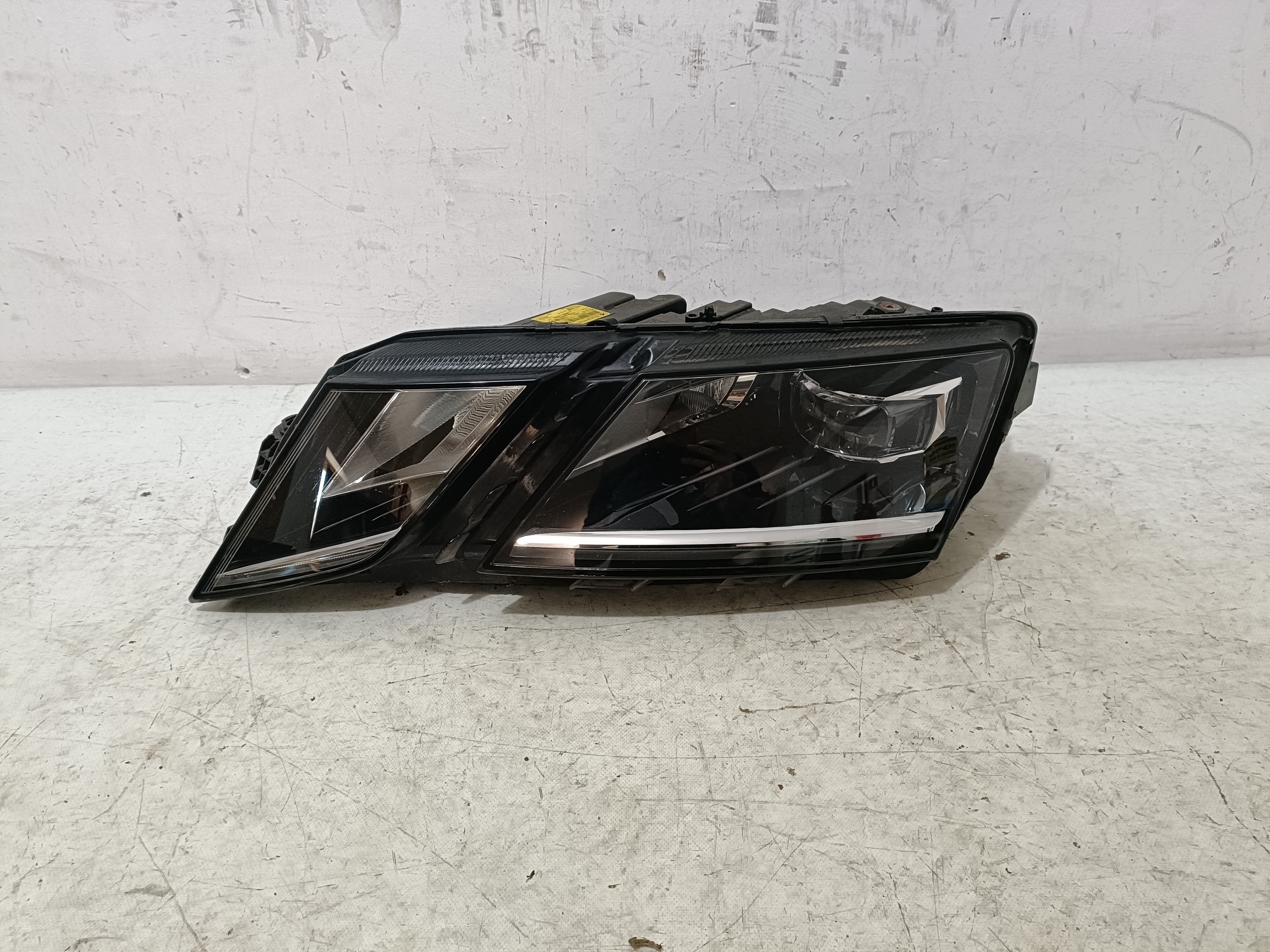 SKODA OCTAVIA 3 III FL LIFT 16-20 light left FULL LED 5E1941015F