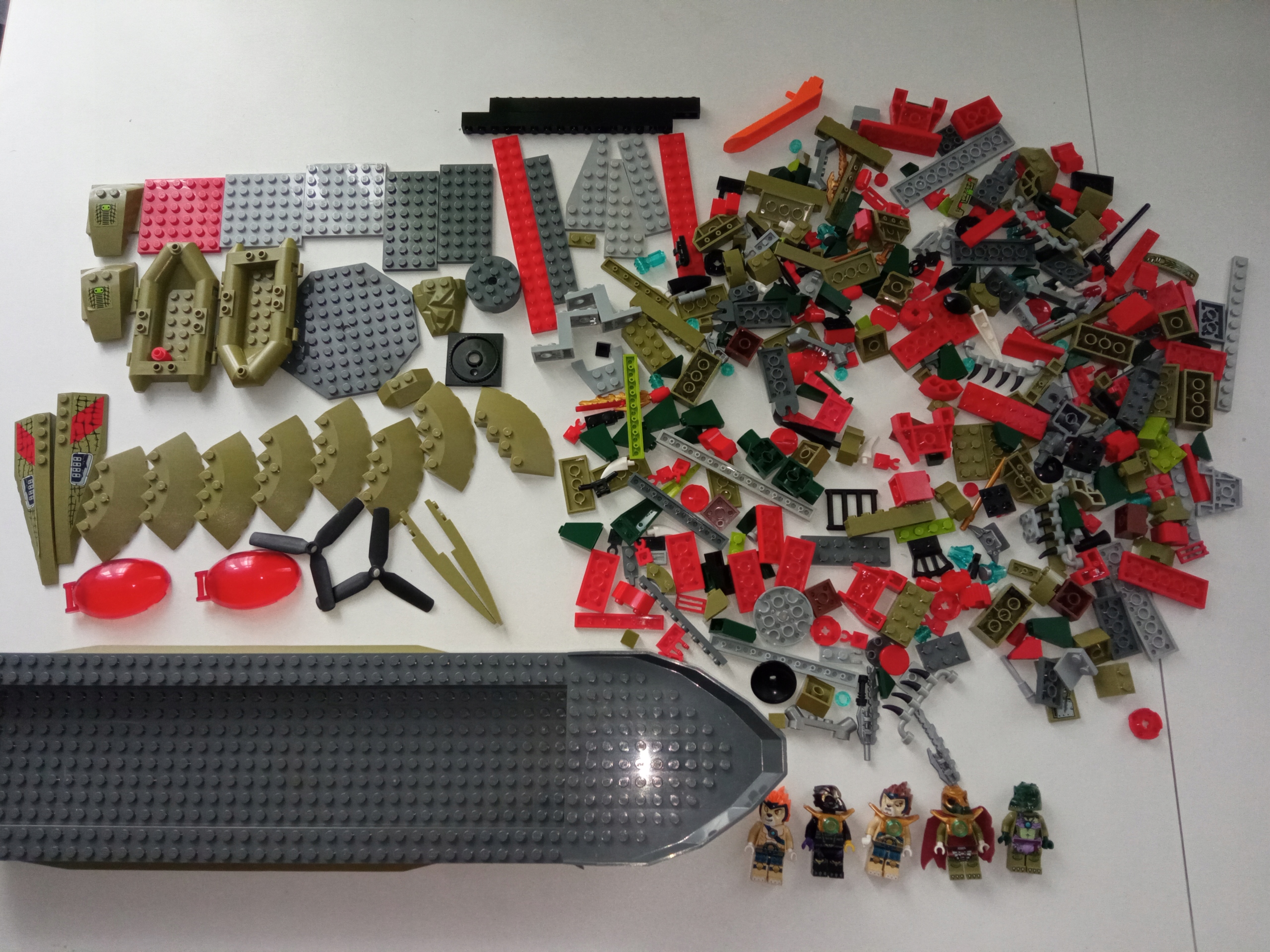 lego chima 70006 - krokodyla łodź craggera OPIS