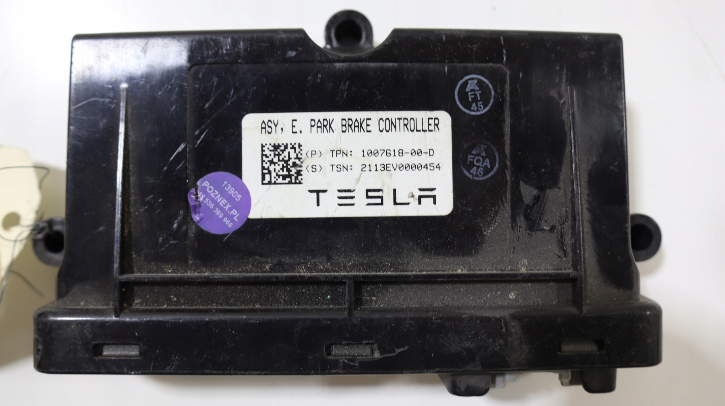 tesla s - блок комфорта тормоза BRAKE 1007618-00-E