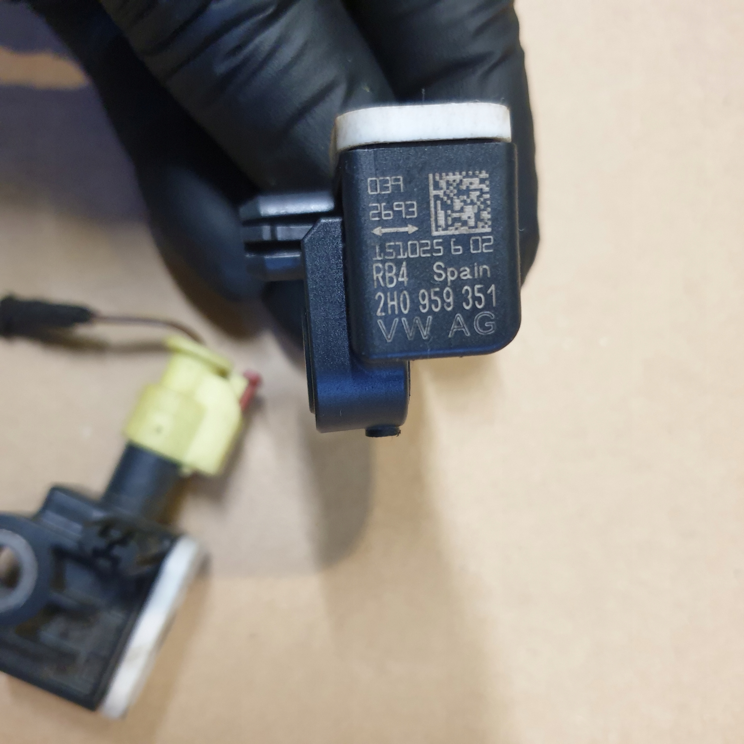 sensor SENSOR UDERZENIOWY AUDI VW SEAT SKODA OE