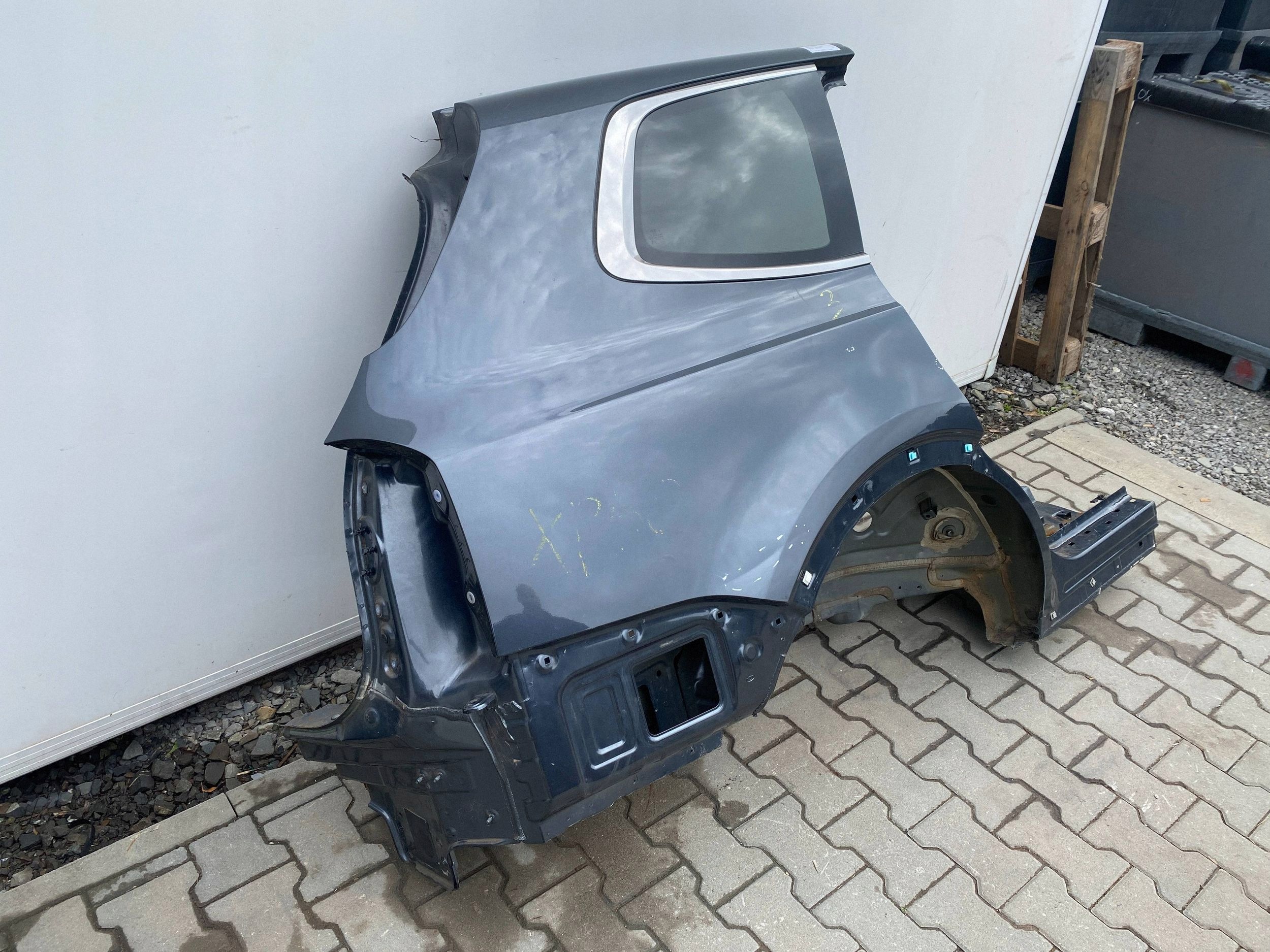 quarter rear right KIA Telluride 2020+