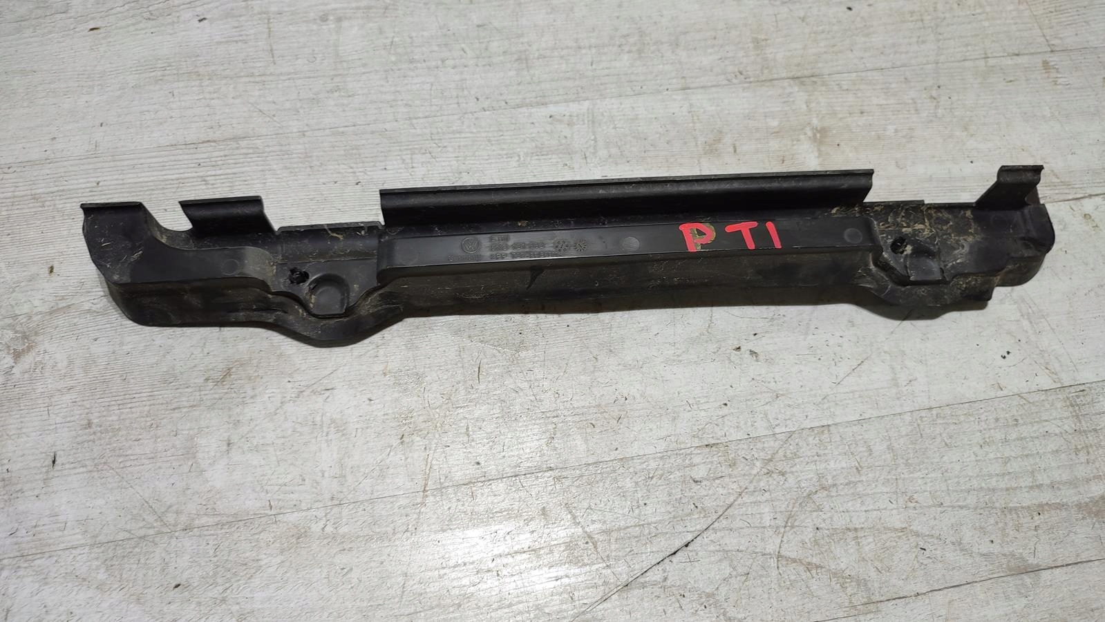 gasket supports front right VW Tiguan Lift 5N0