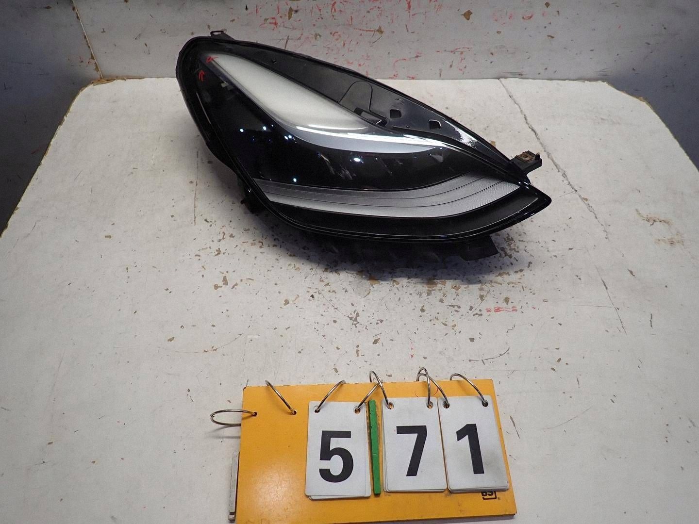 light front front right TESLA 3 2017- FULL LED 1514953-00-D