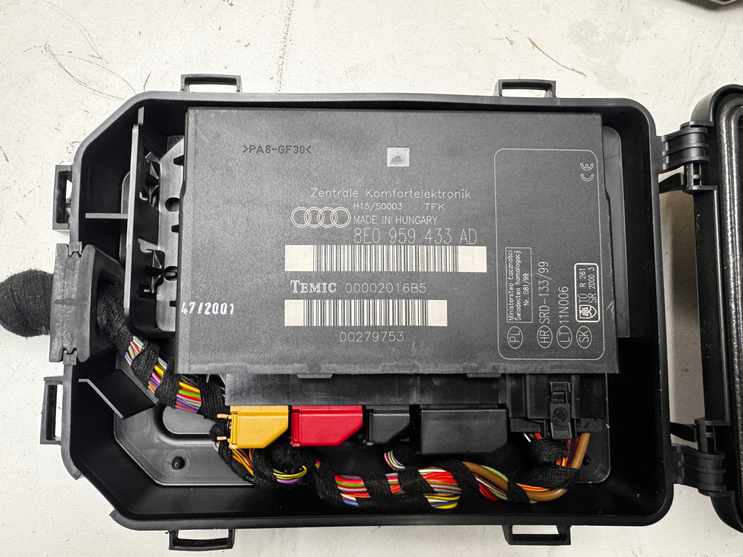 Moduł komfortu AUDI A4 B6 8E0959433AD