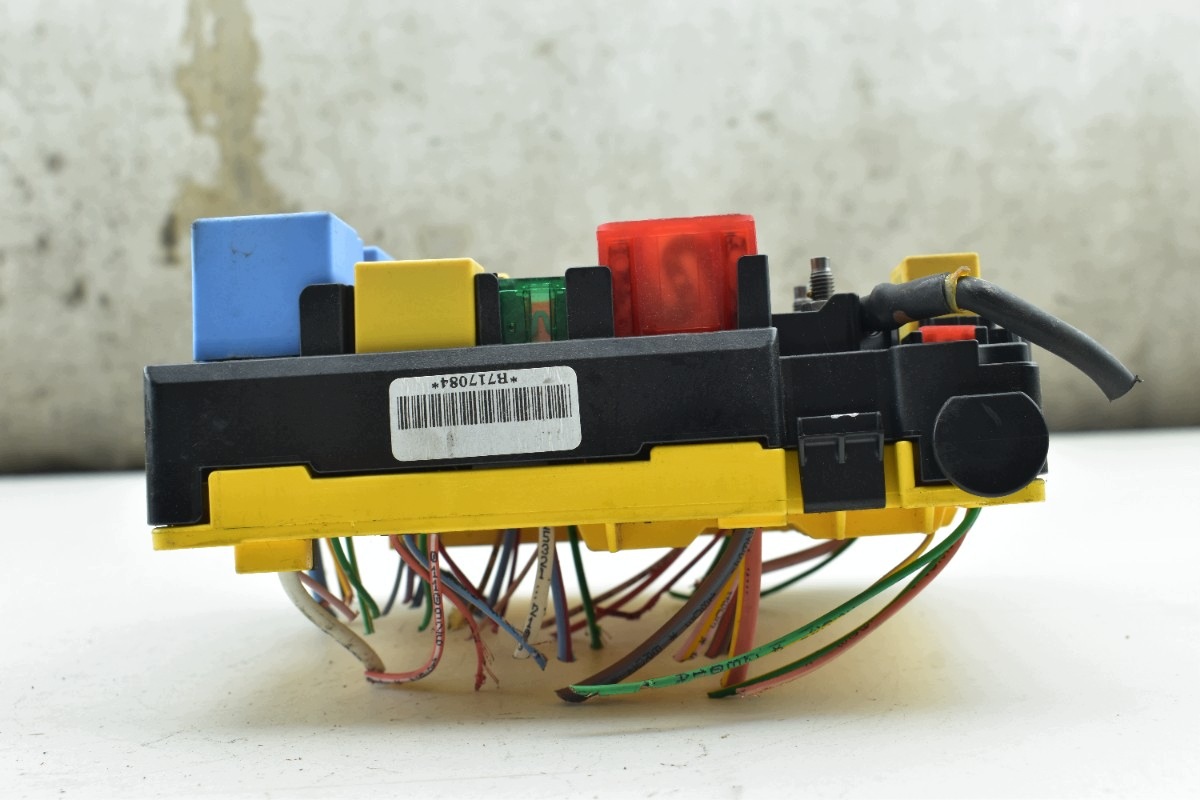 Scatola modulo BSM PEUGEOT 308 e 508 II PARTNER II 9804848580
