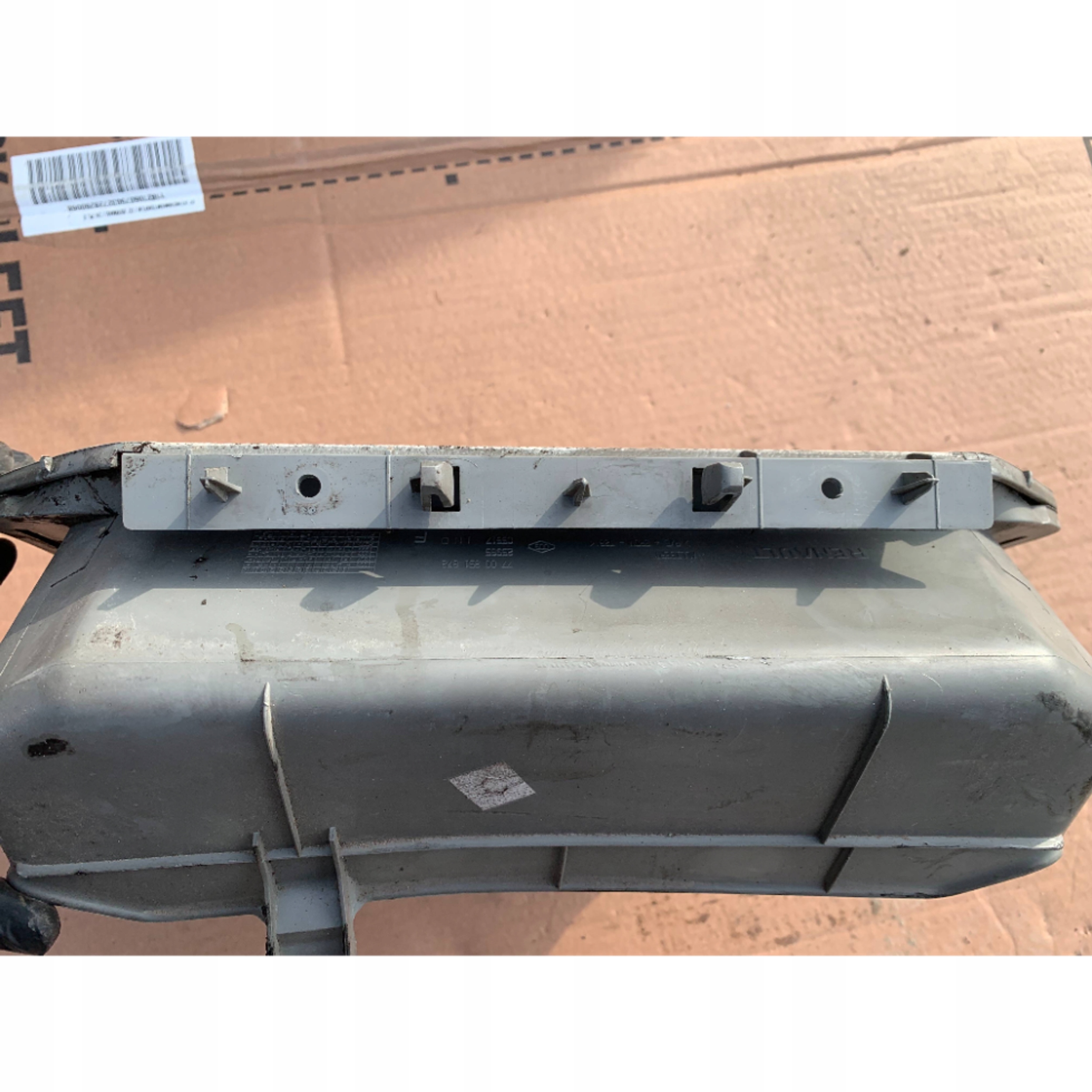 бардачок пассажира 7700351872 renault MASTER II