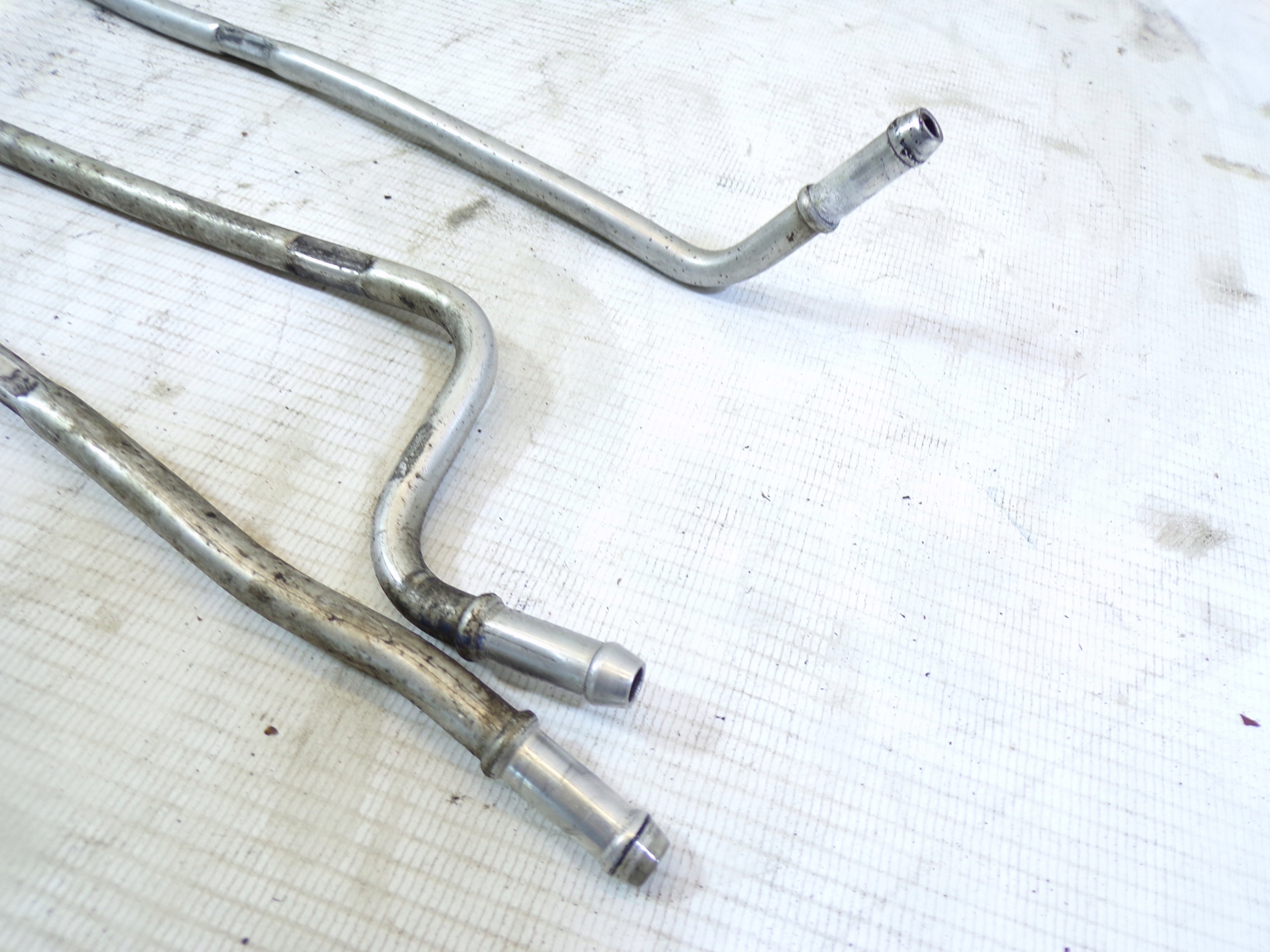 fuel hoses 1.9 TDI engine nozzles (6)
