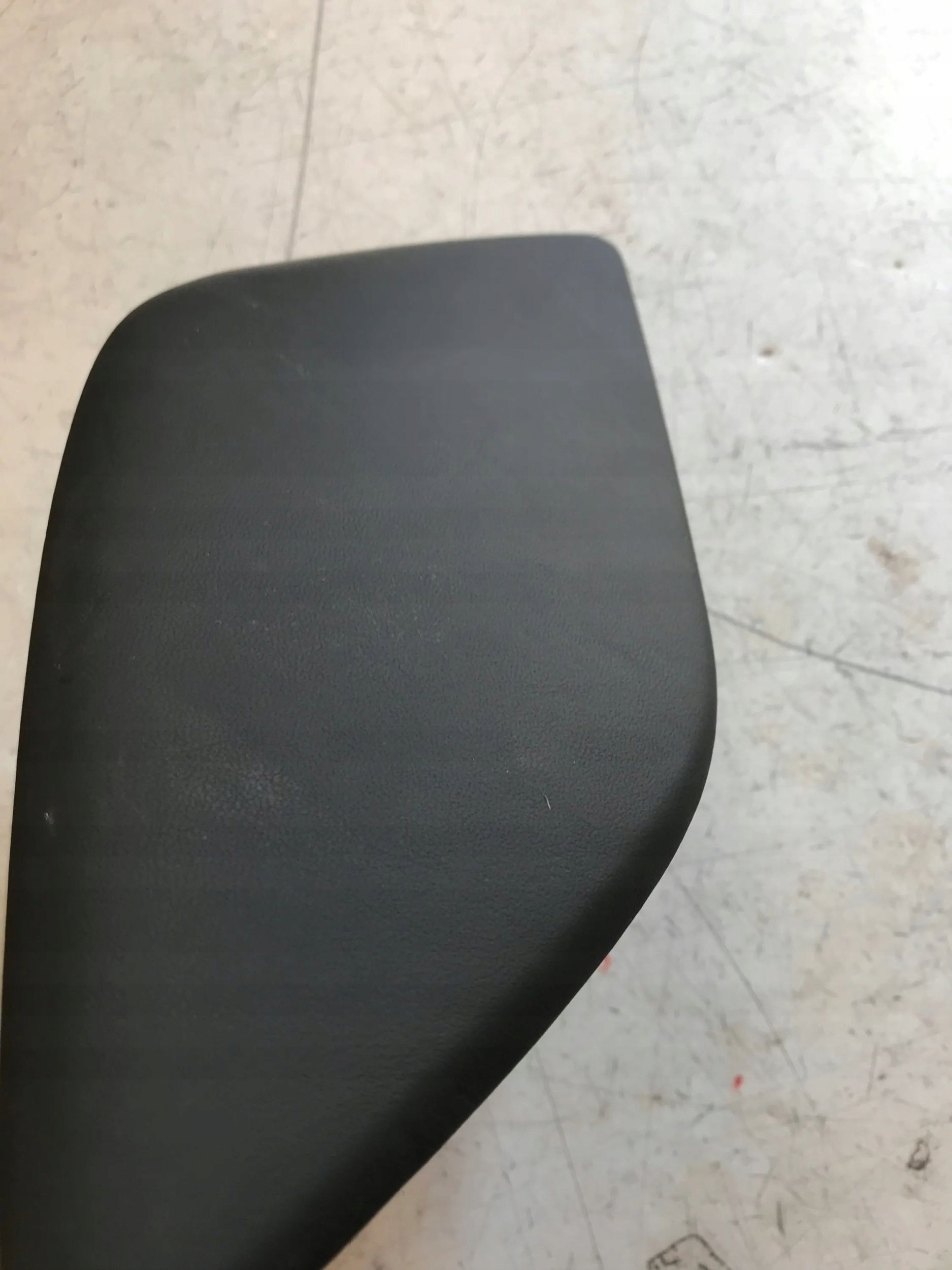 AUDI R8 plus 5.2 4S cover spoiler TUNELU leather 4S1858970