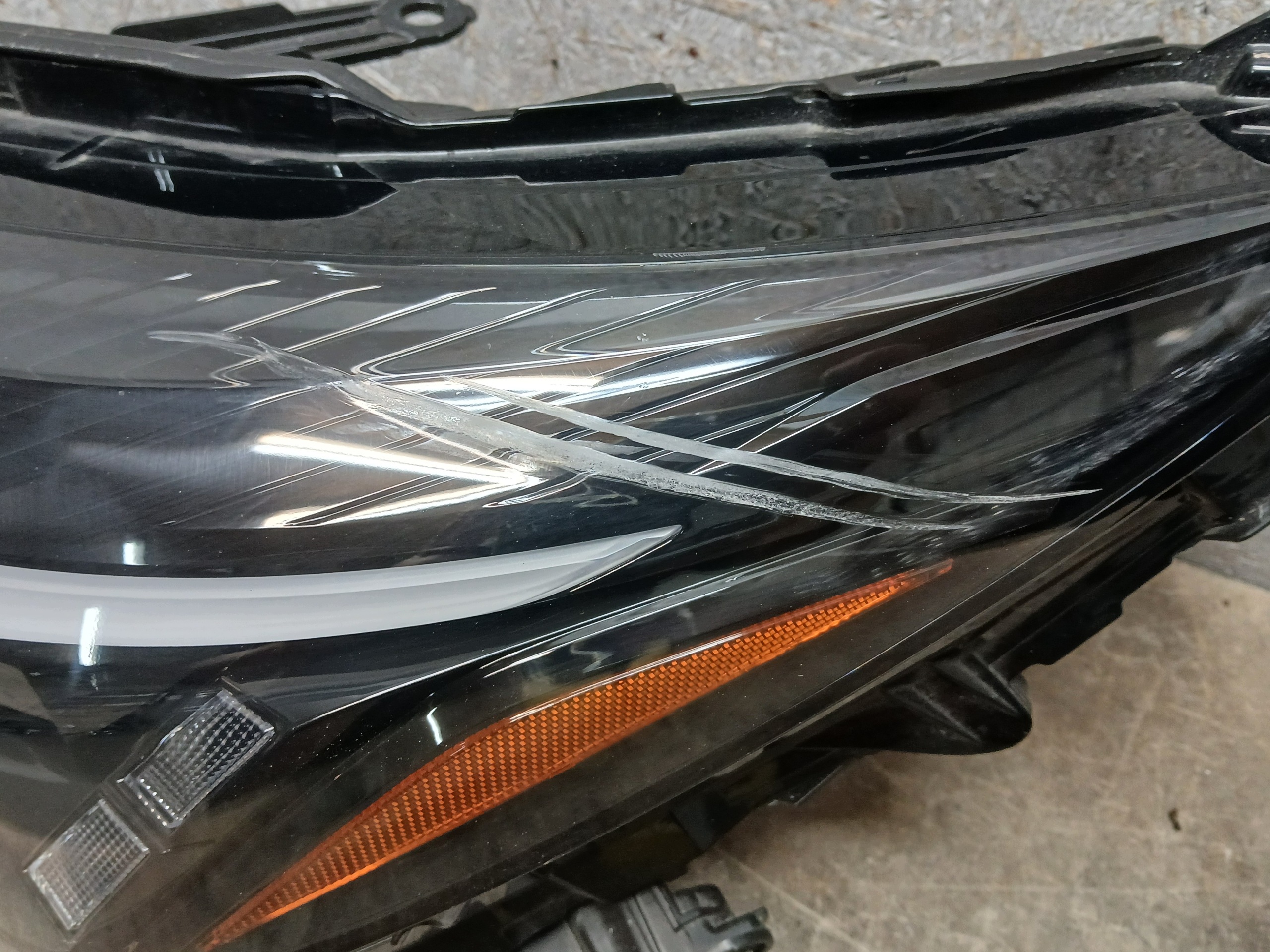 feu avant gauche LEXUS NX II 2 FULL LED BG KECU