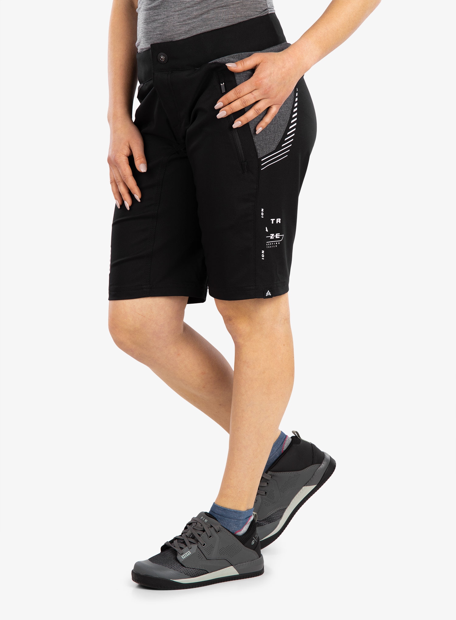 Kraťasy cyklistické kraťasy Ion Traze černé, velikost M