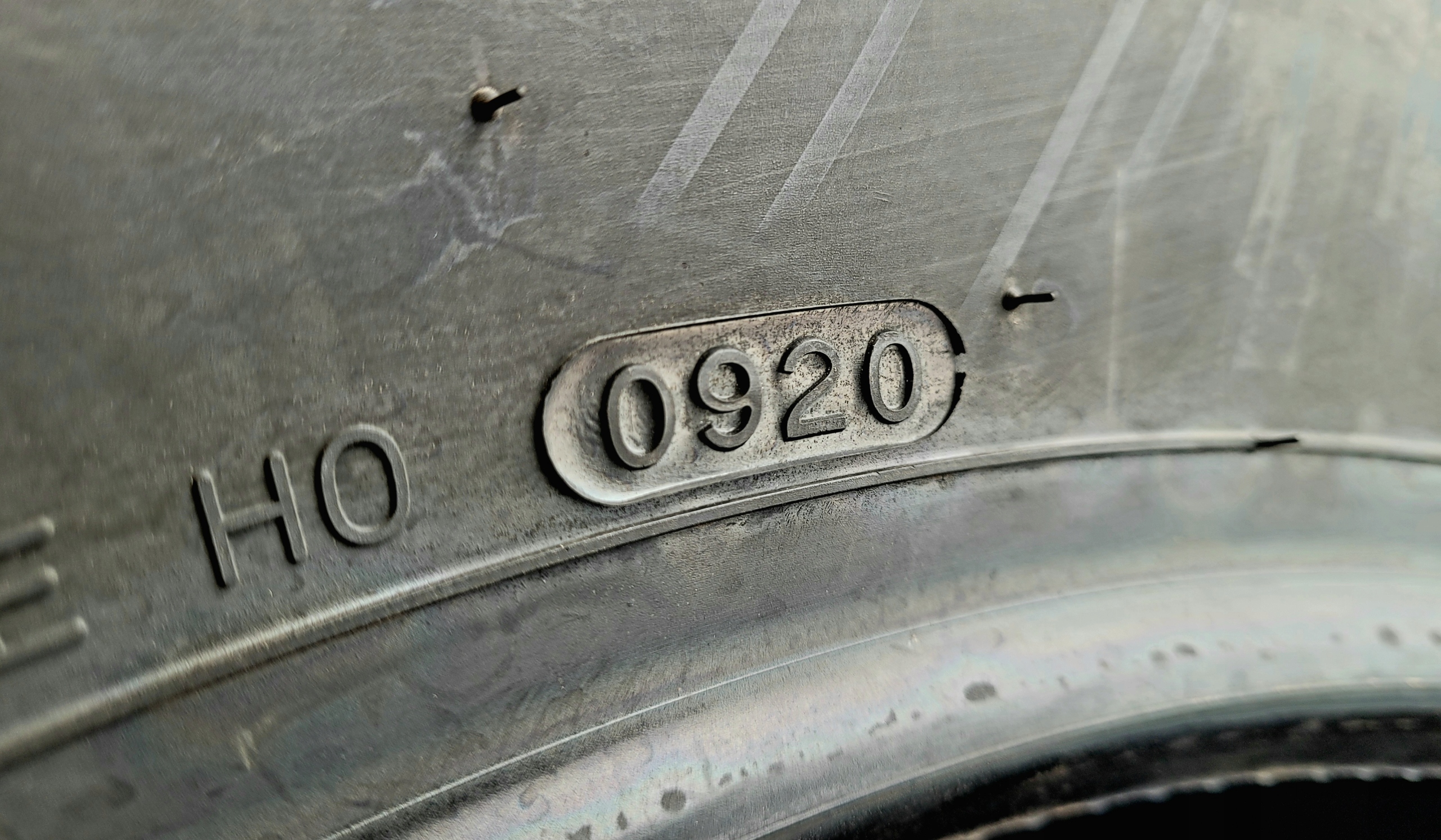 2x Hankook Ventus S1 evo 3 EV 235/60R18 103T L543A Profil opony 60