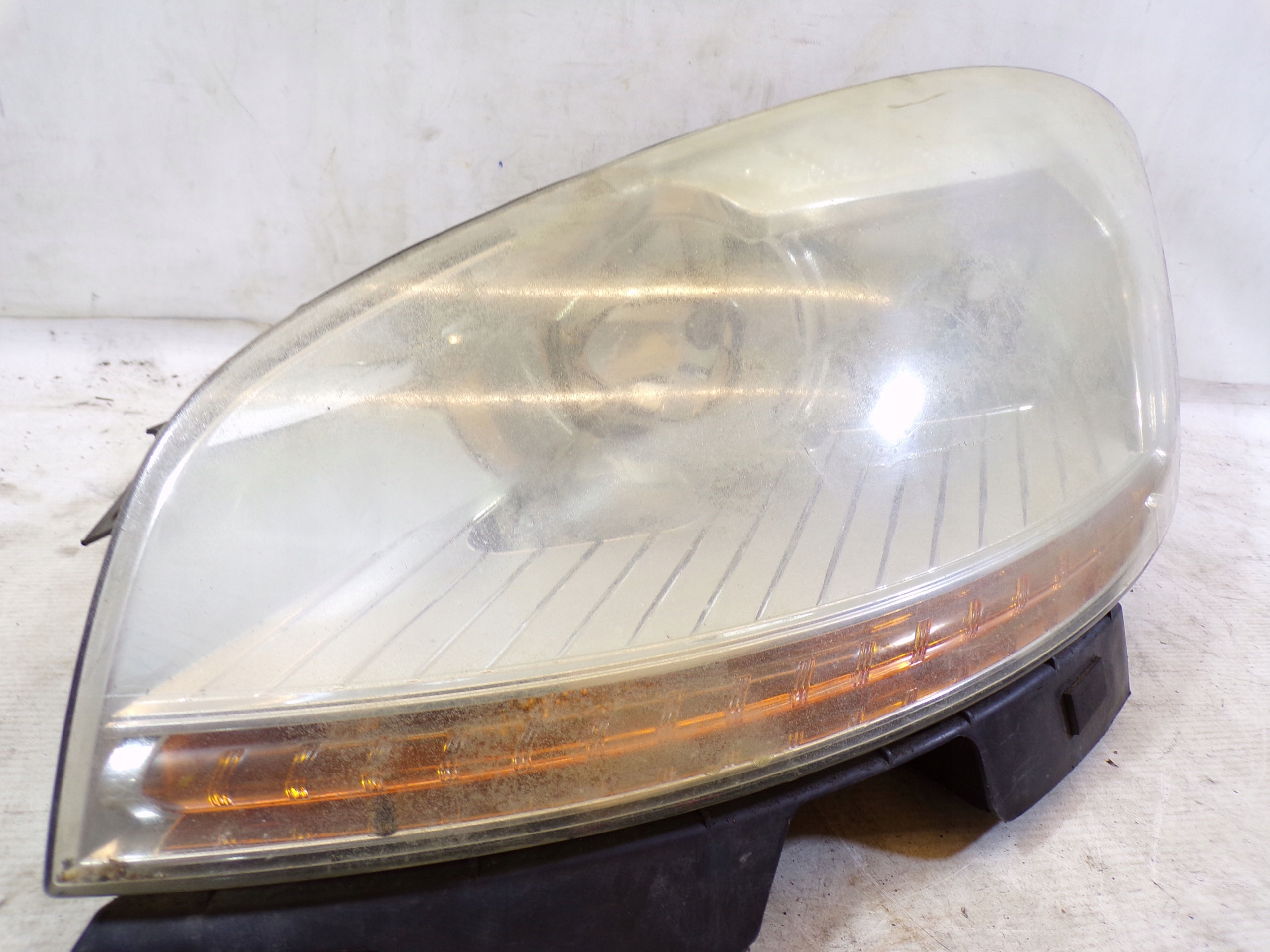 light front front left CITROEN C4 GRAND PICASSO (2) (K1)