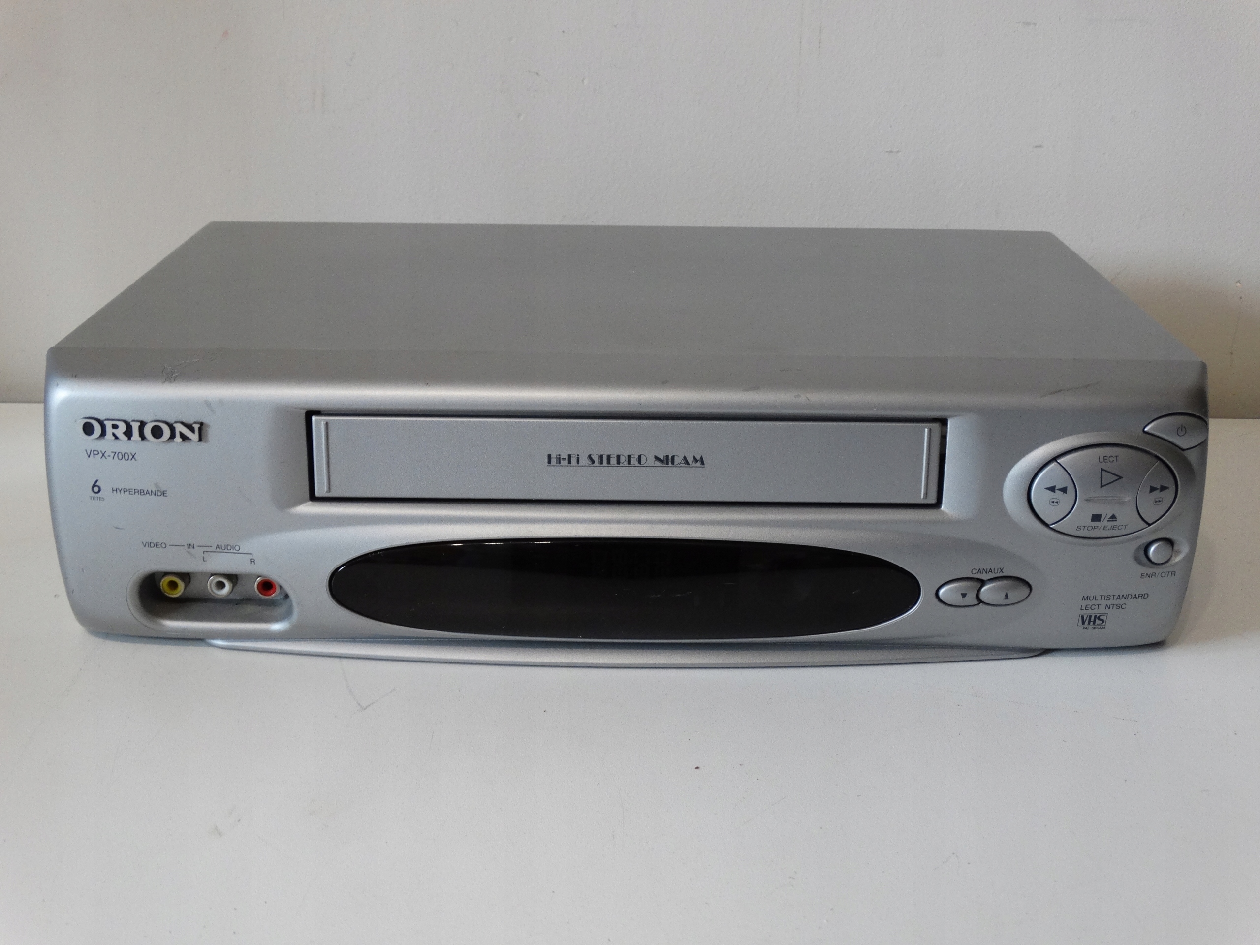 ORION 6 GŁOWIC - MAGNETOWID VHS - 100% SPRAWNY -