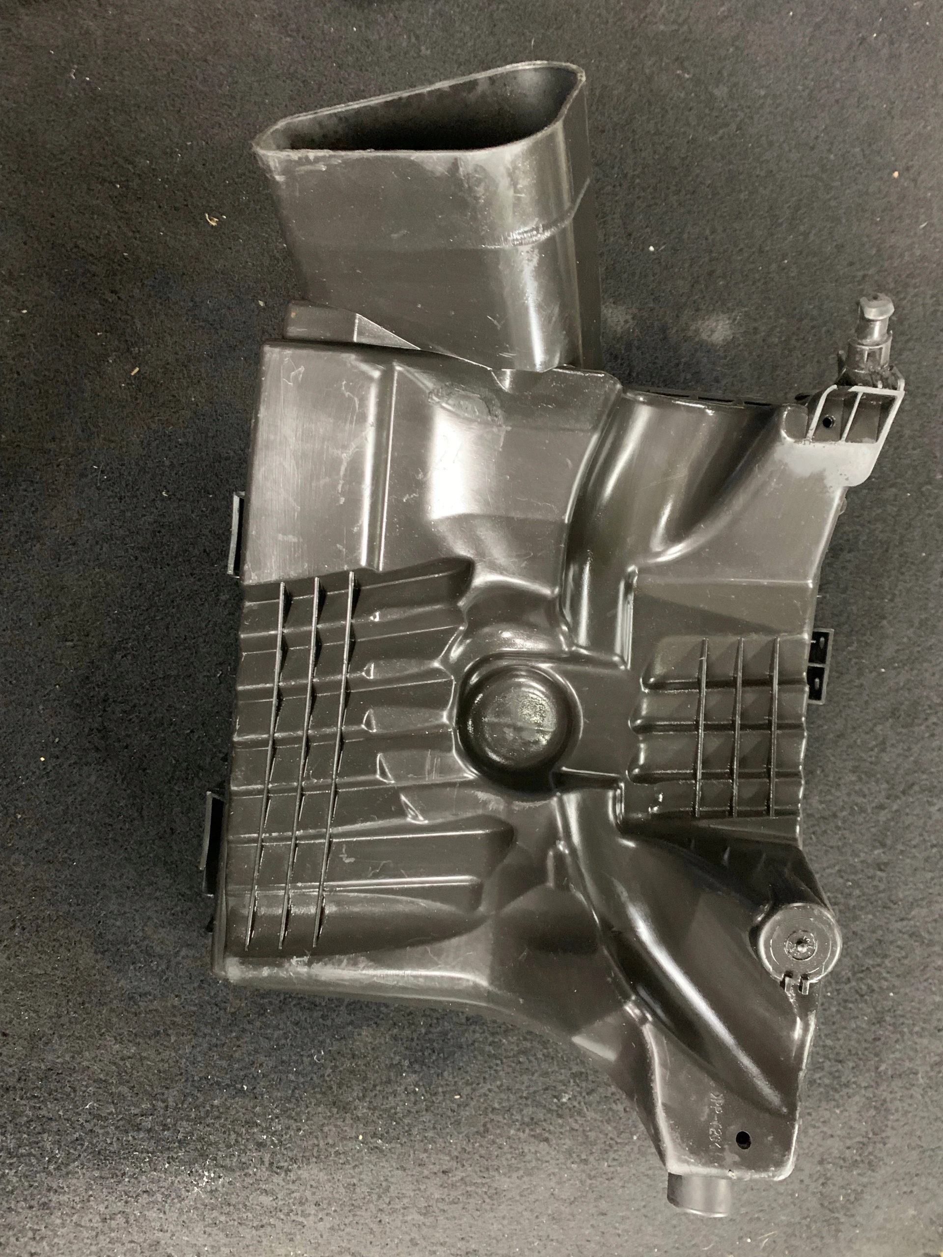OPEL ASTRA H III Gehäuse filter luft 55556464