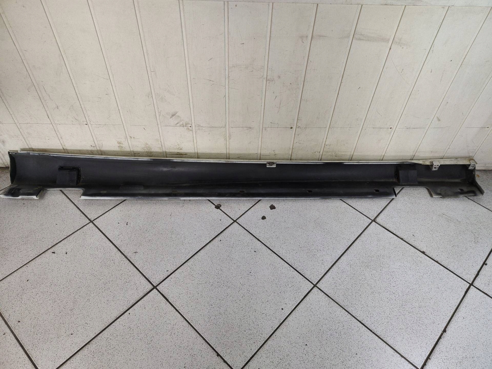 moulding threshold exterior left side Mercedes-Benz E w212 W212 2011