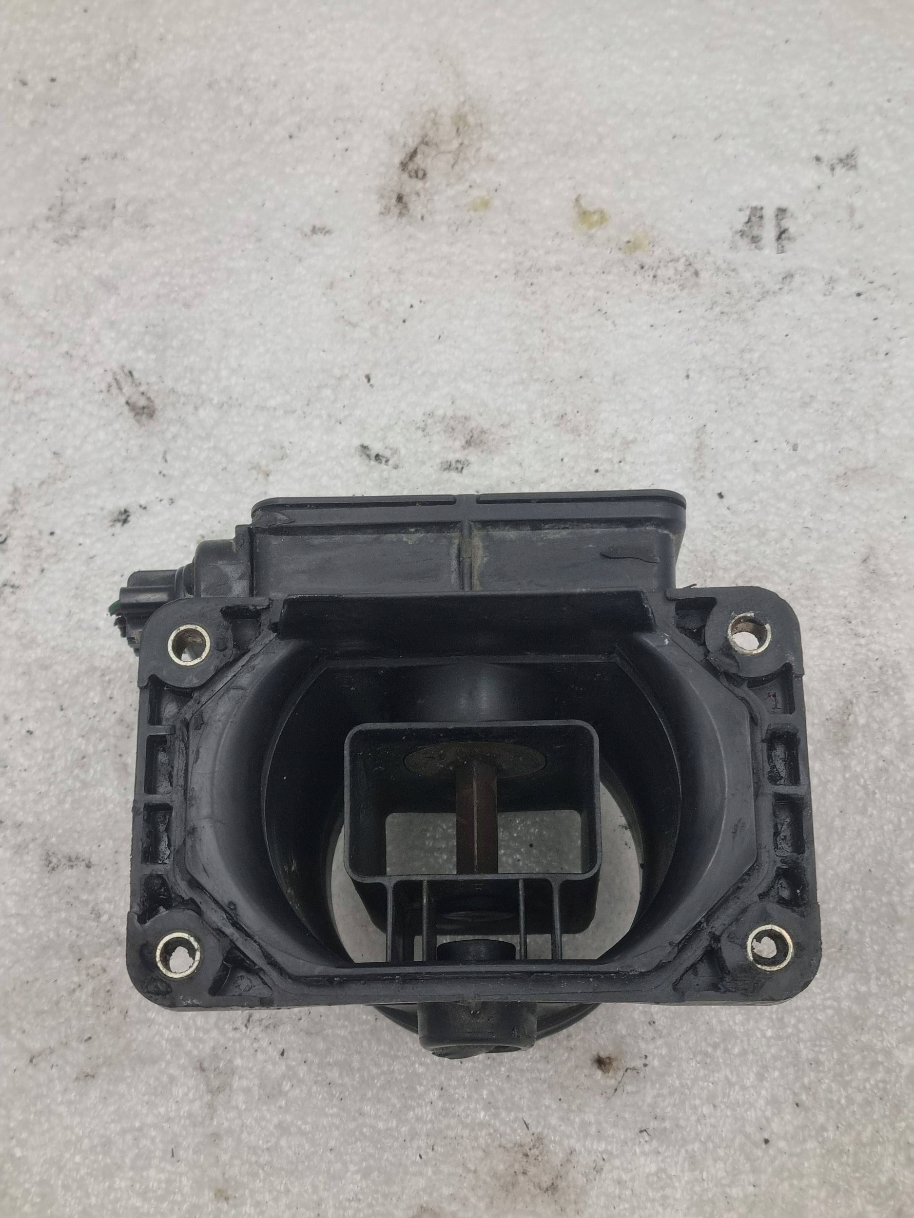 flow meter air Mitsubishi Pajero 3.5 V6 Galant E5T08071