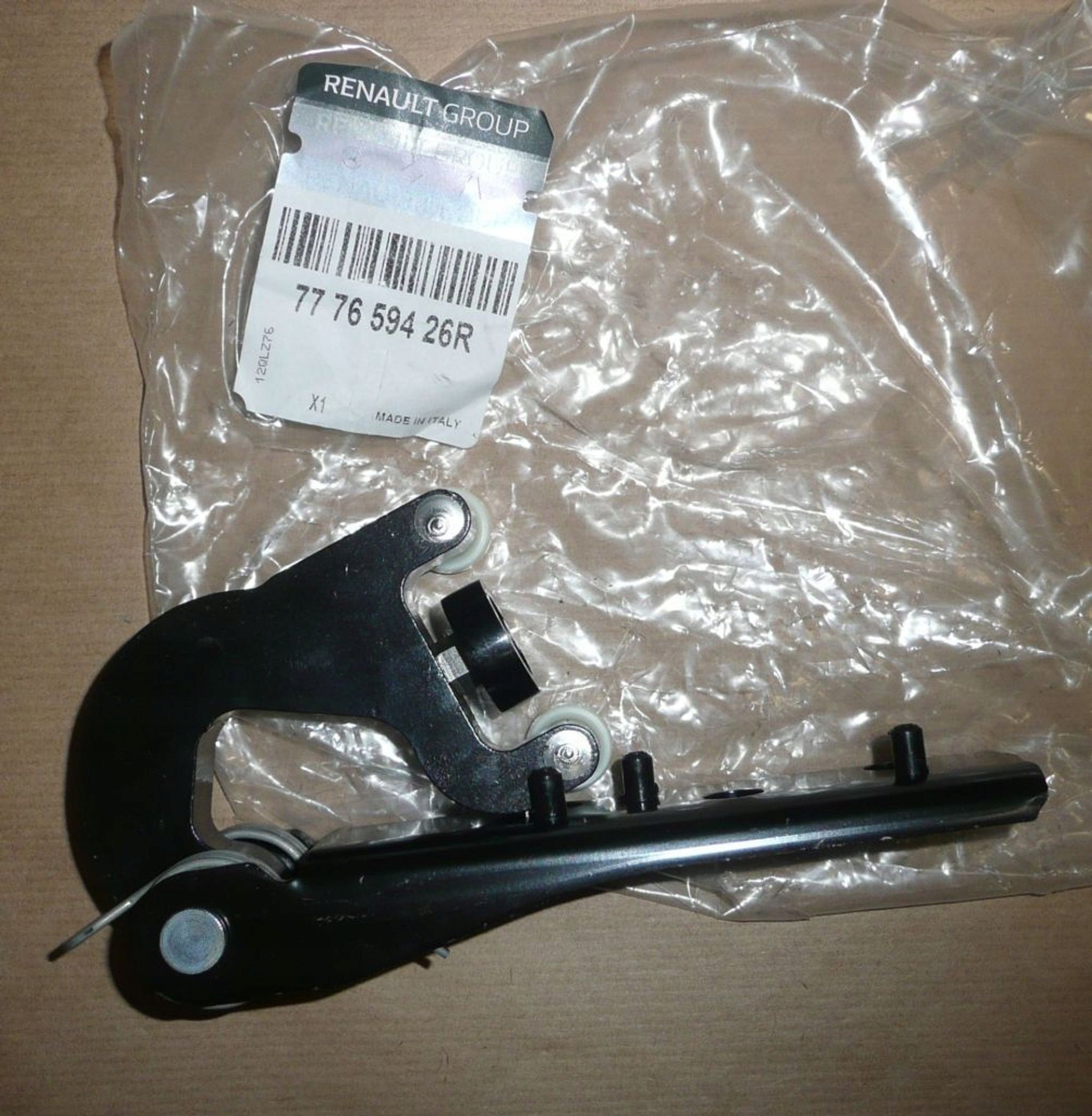 Středový Vozík Bočních Dveří R Master III 777659426R