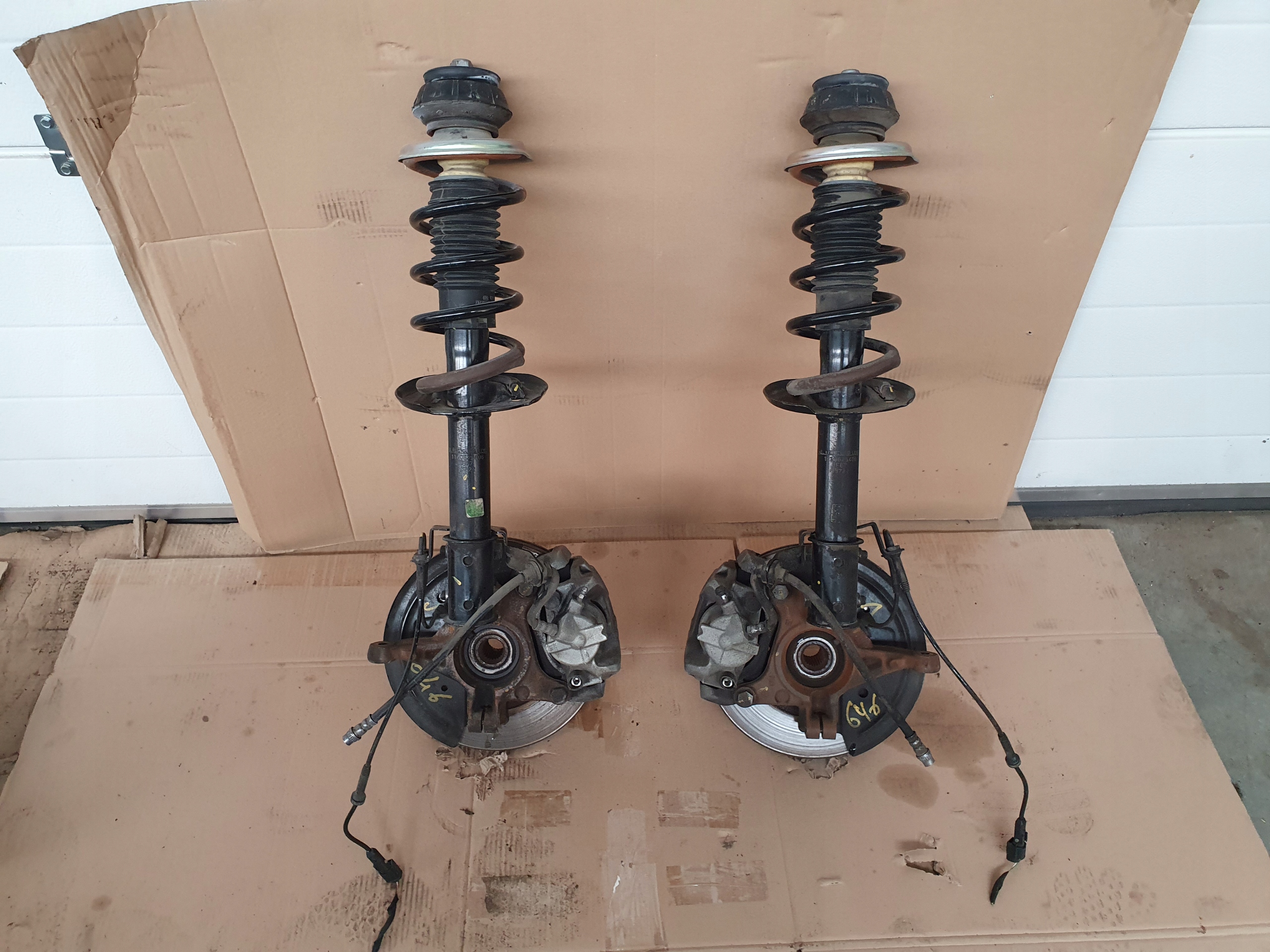 поворотный кулак, цапфа, амортизатор P - л renault EXPRESS 1.5 Dacia