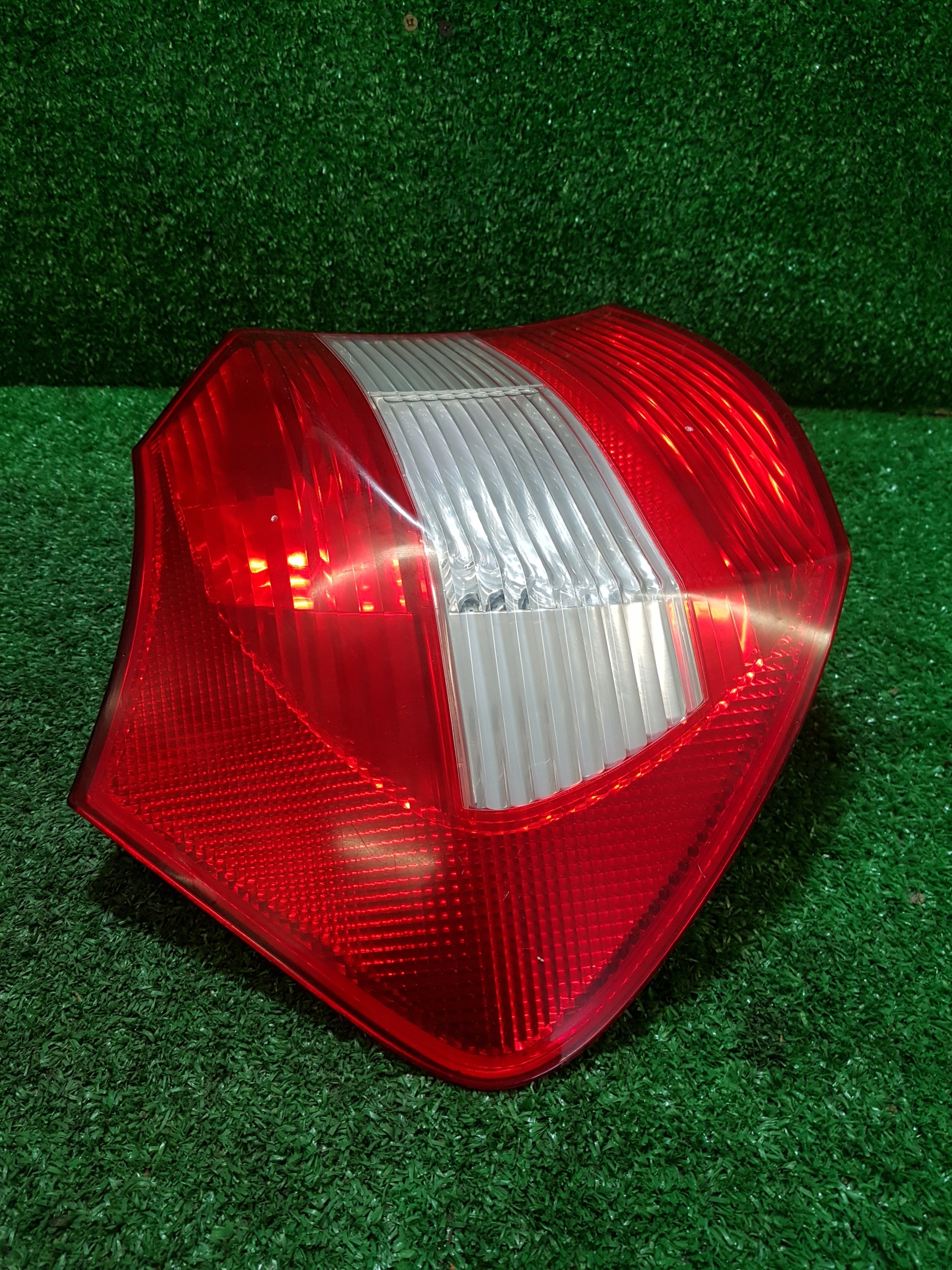 light left rear BMW E87 6924501-12